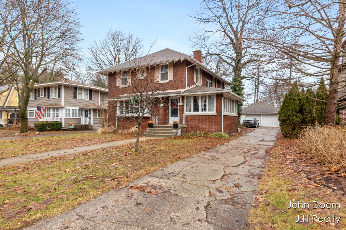 331 Aurora Street
