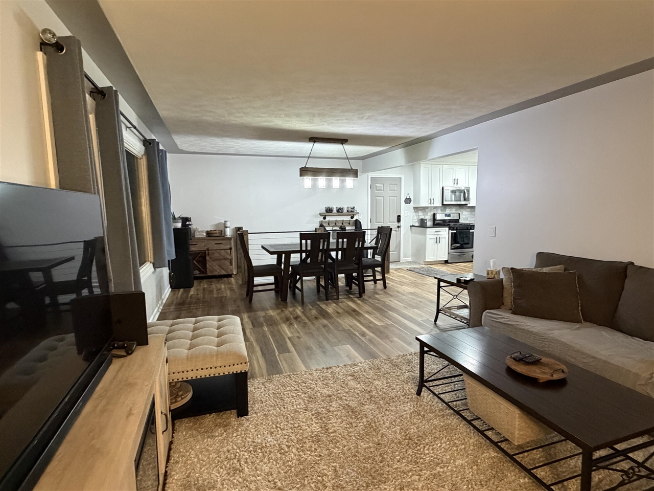 3611 All Pine Court