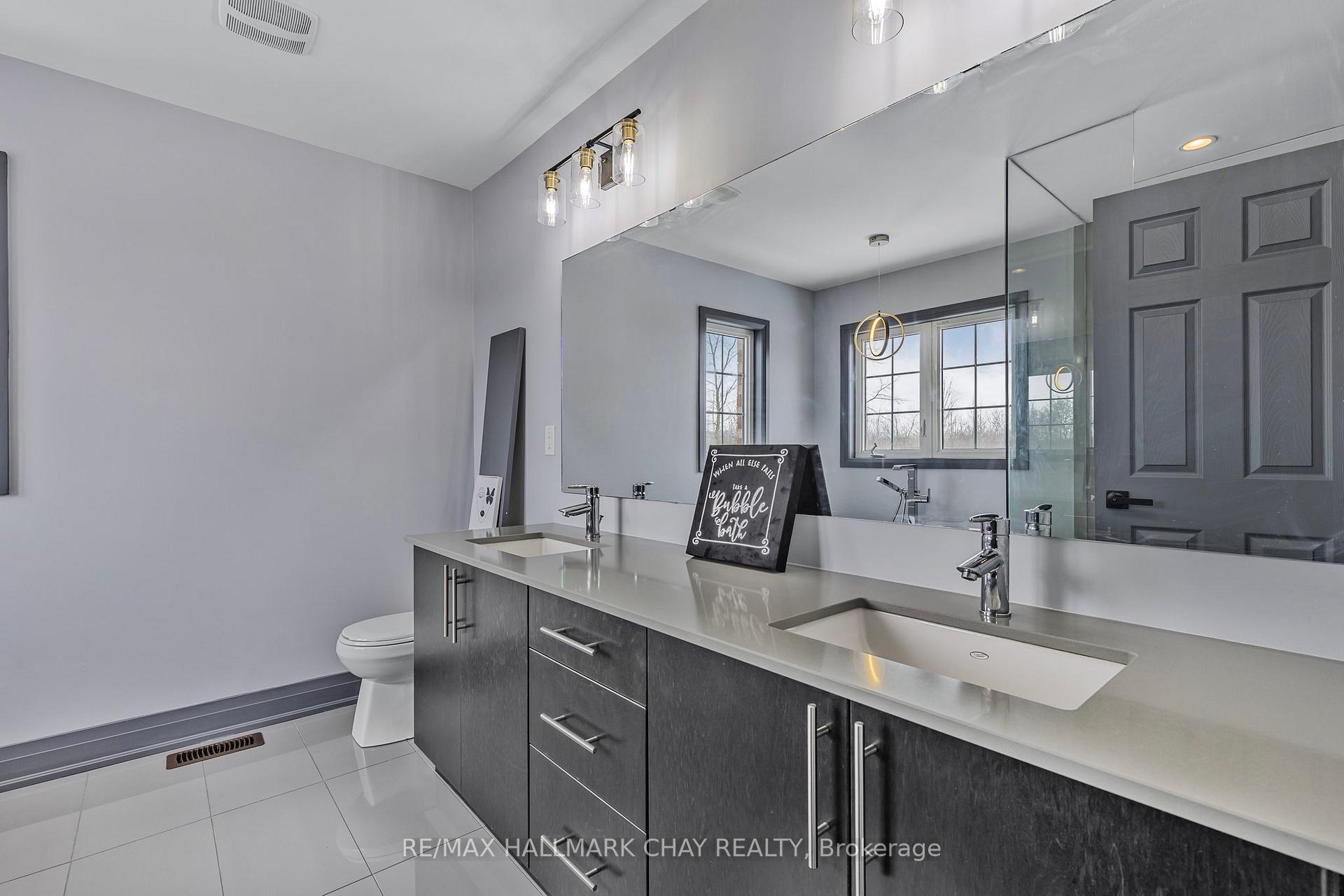 43 Walls Cres