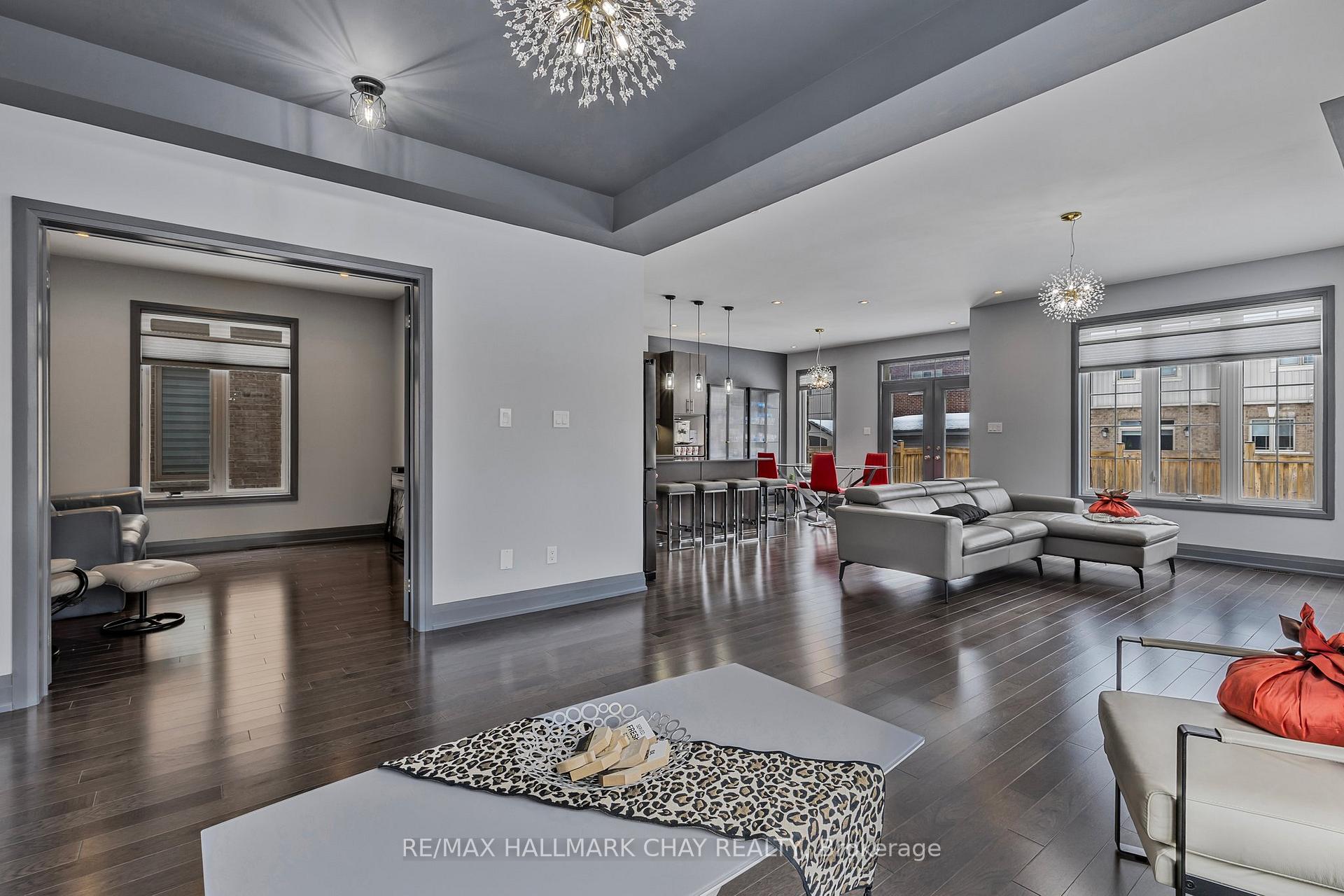 43 Walls Cres