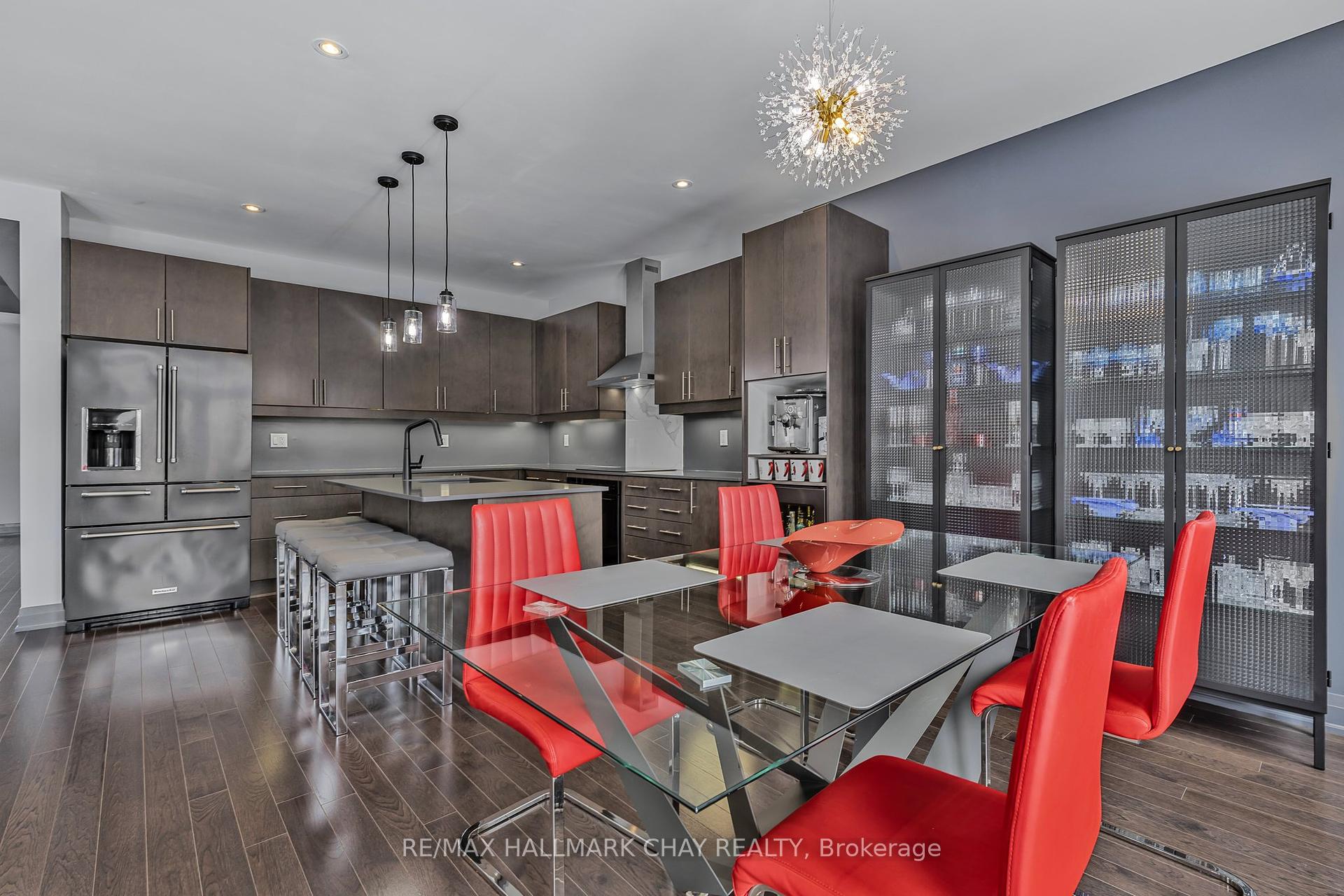 43 Walls Cres