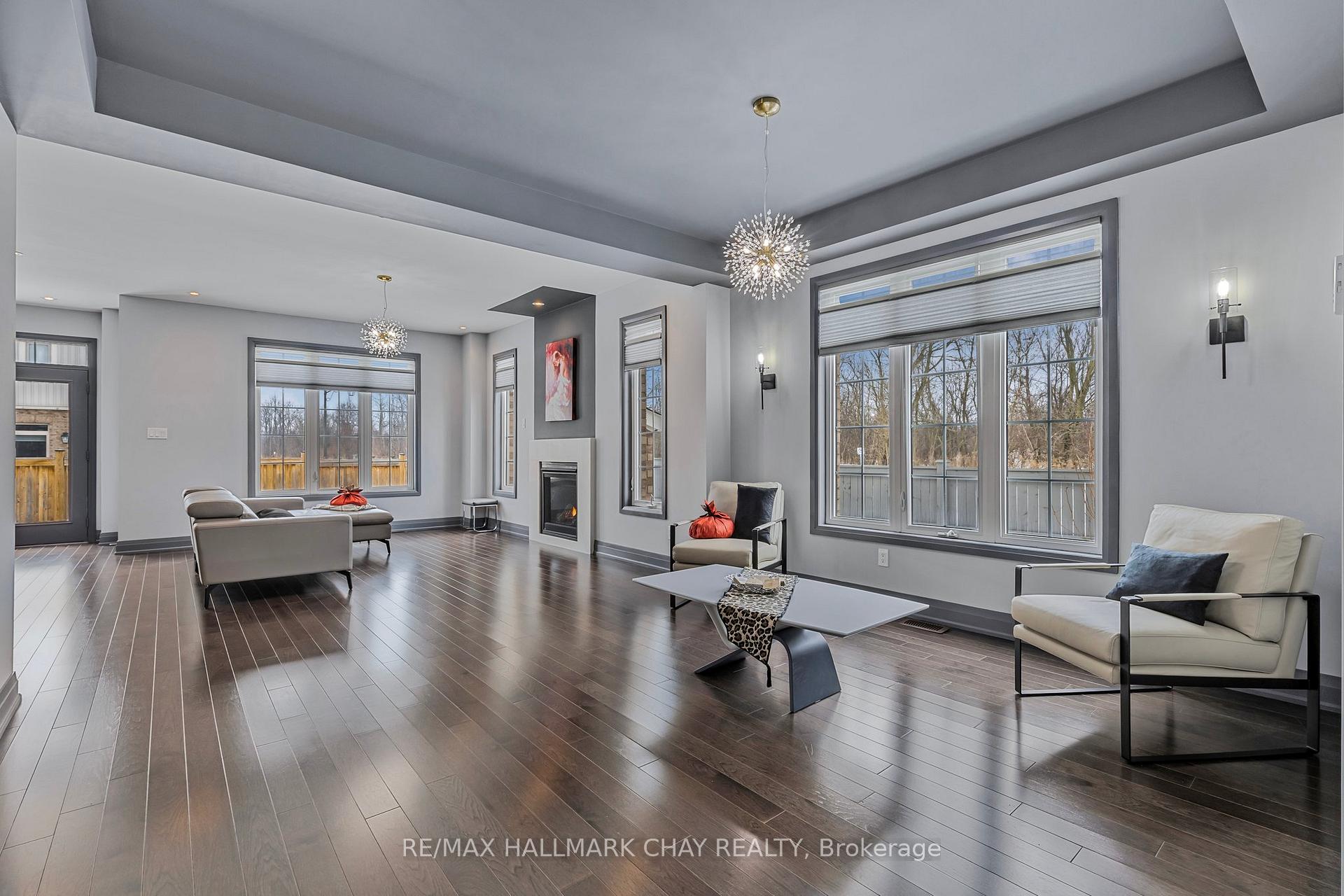 43 Walls Cres