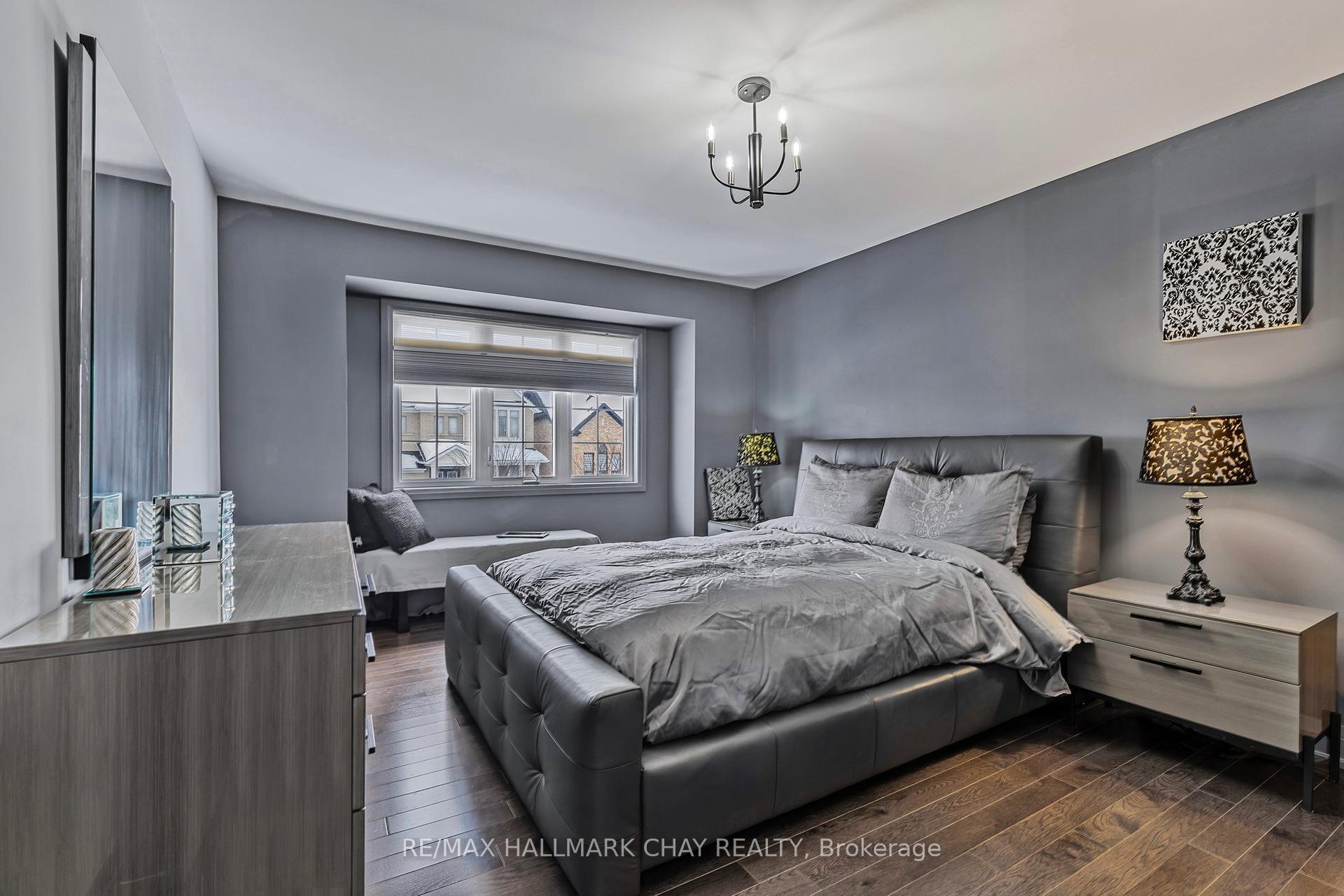 43 Walls Cres