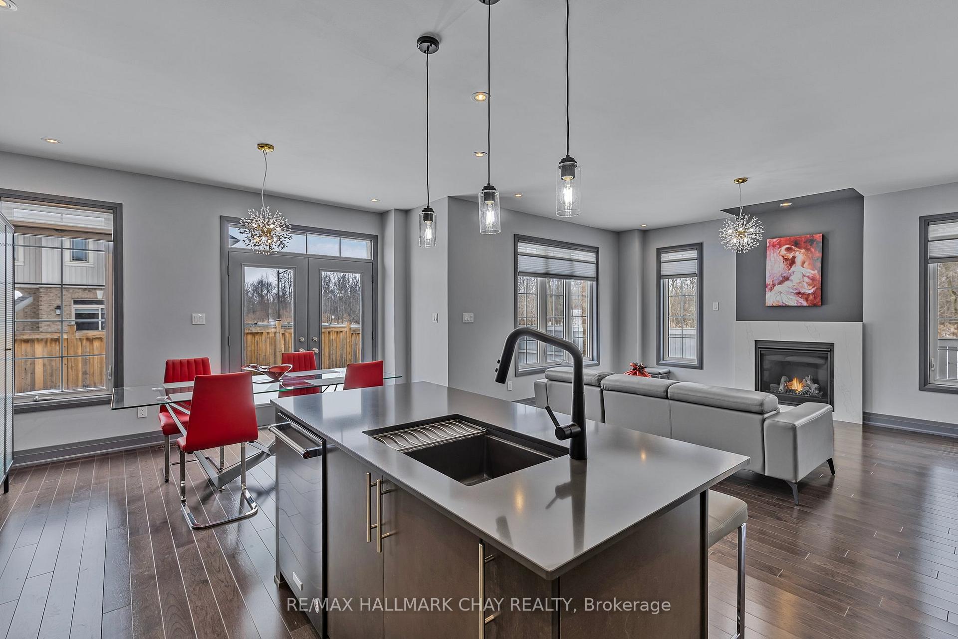 43 Walls Cres