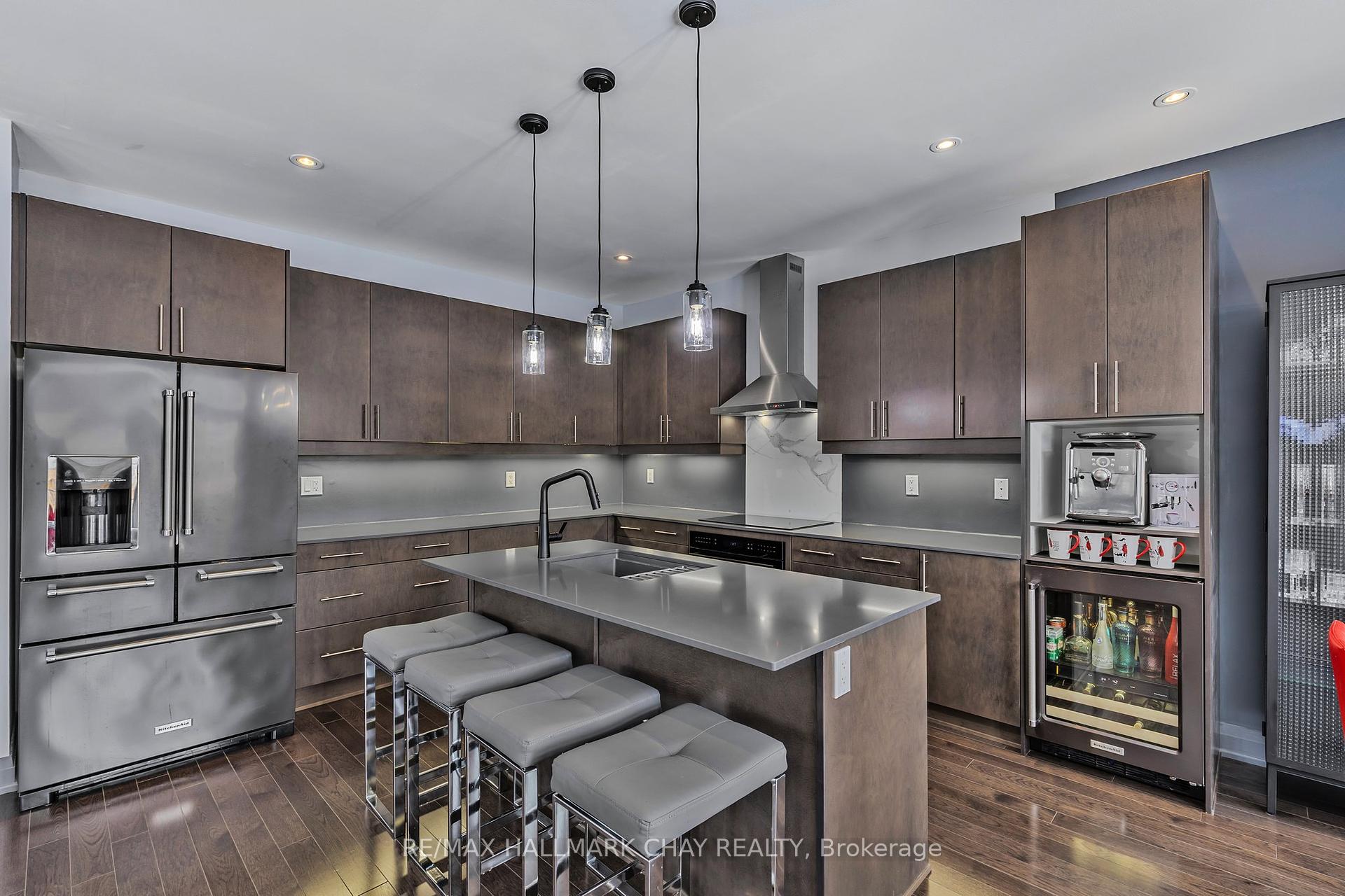 43 Walls Cres