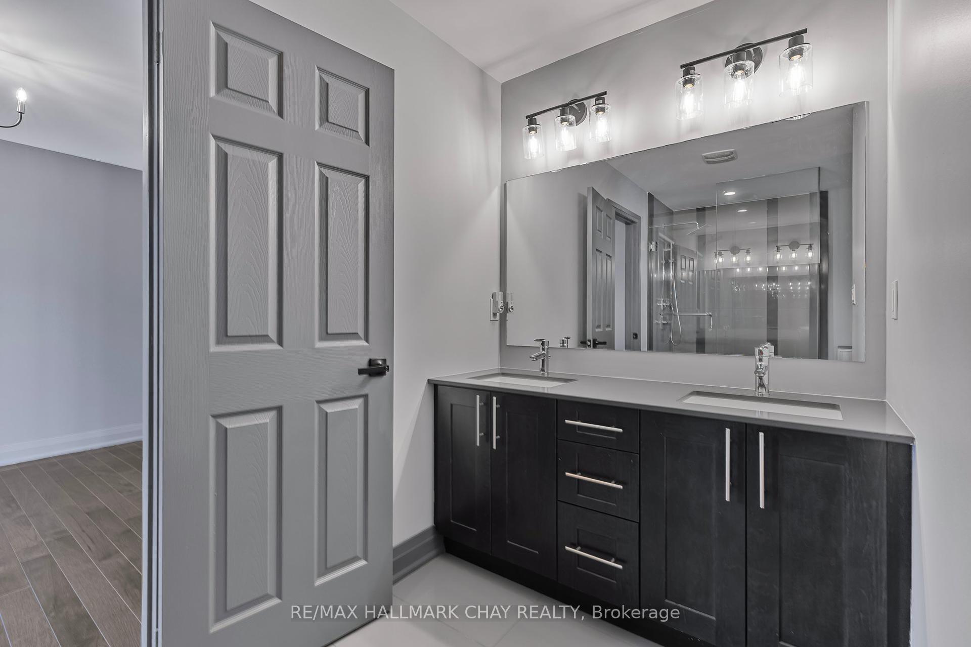 43 Walls Cres