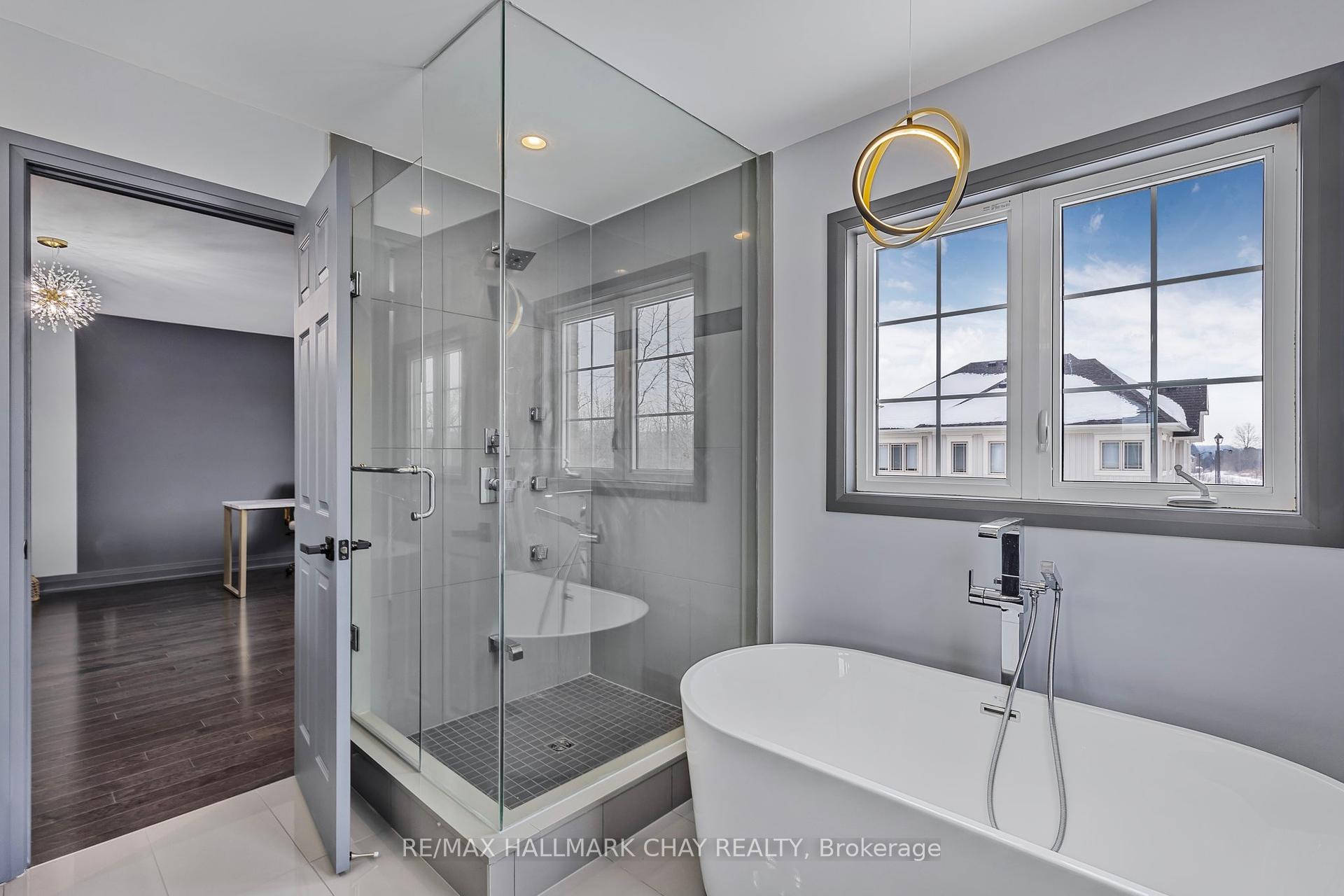 43 Walls Cres