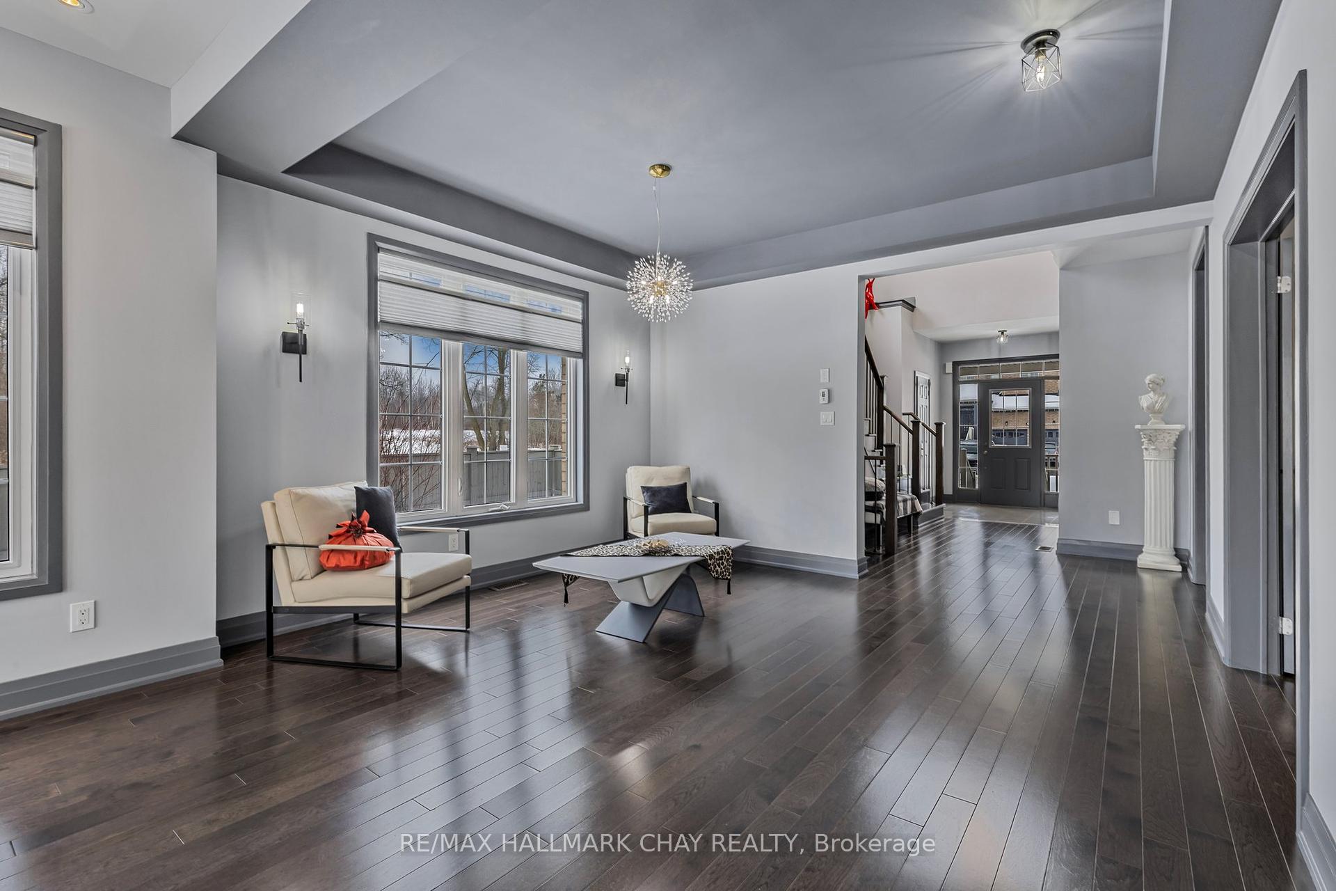 43 Walls Cres
