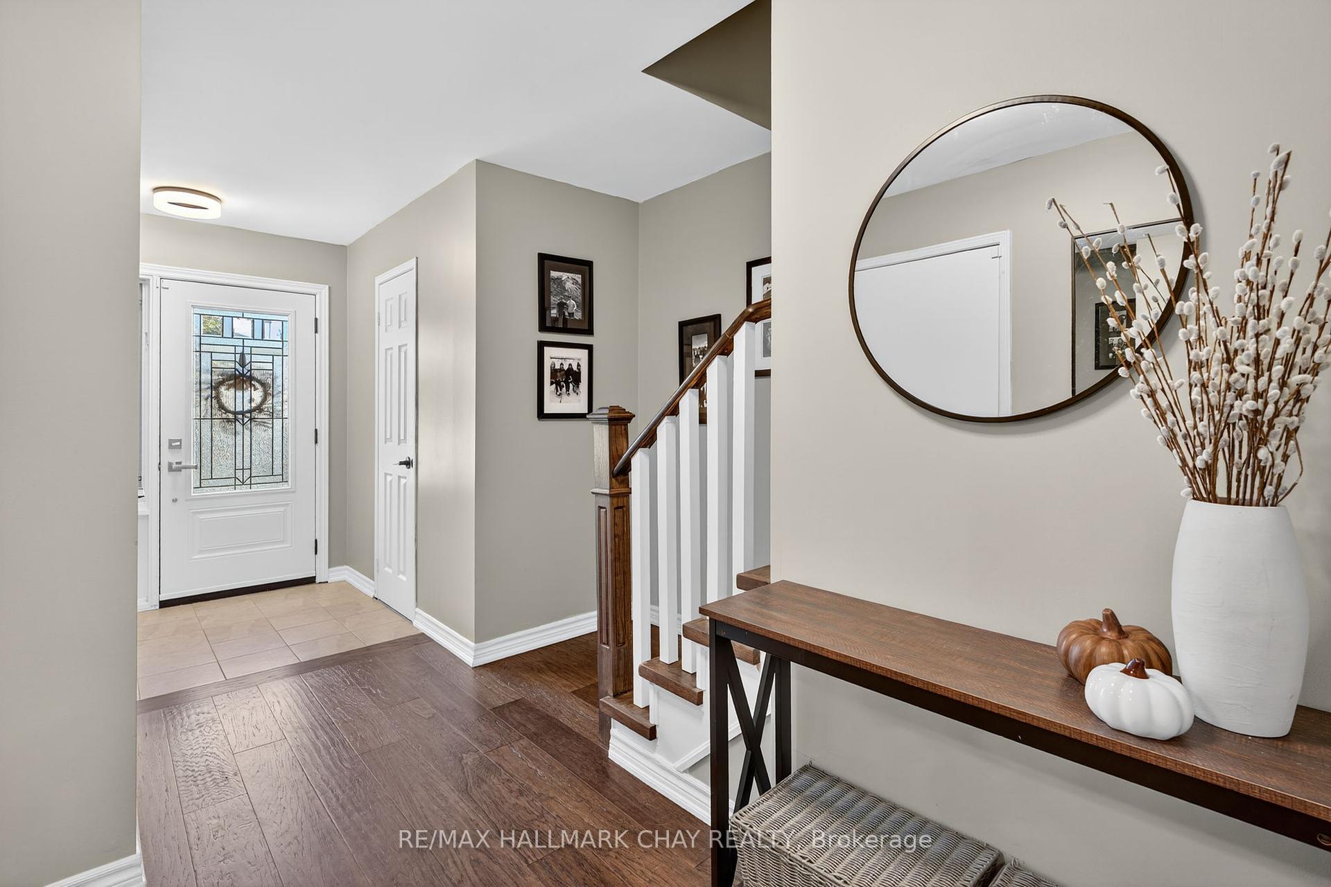 53 McKnight Crescent