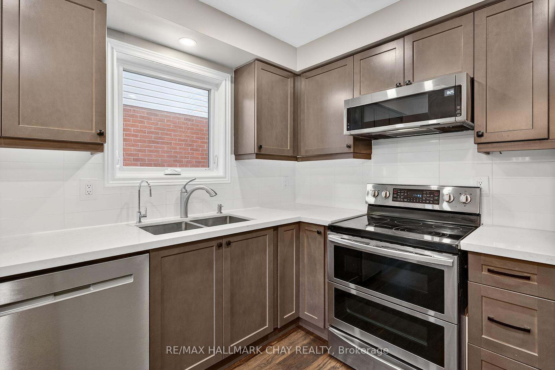 53 McKnight Crescent
