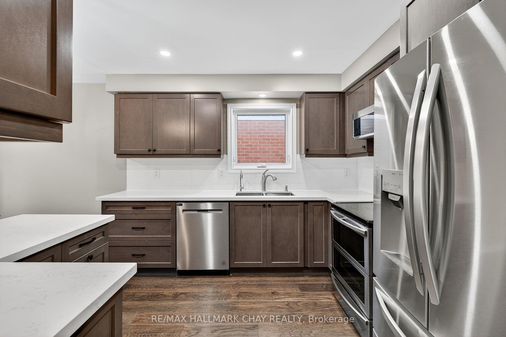 53 McKnight Crescent