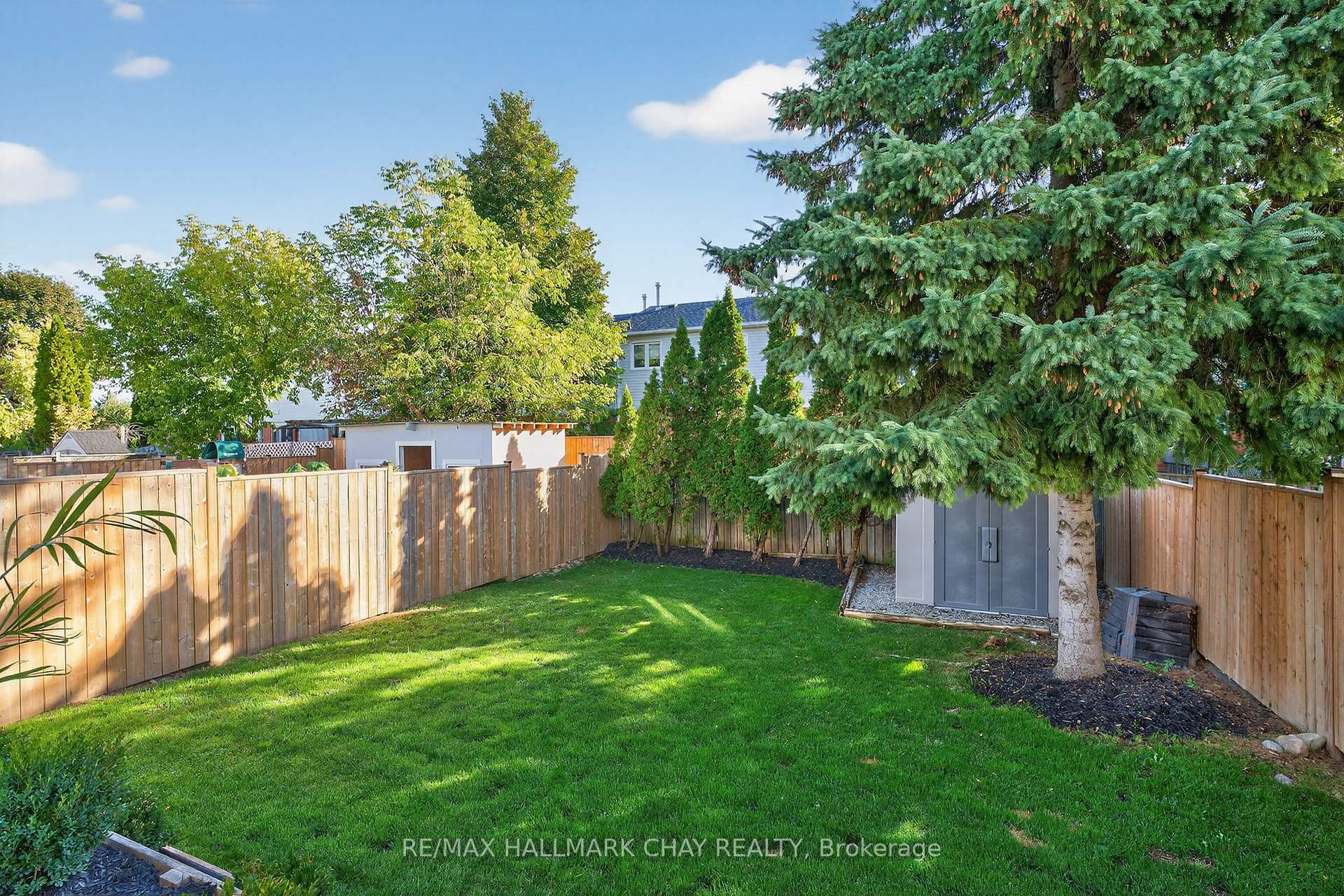 53 McKnight Crescent