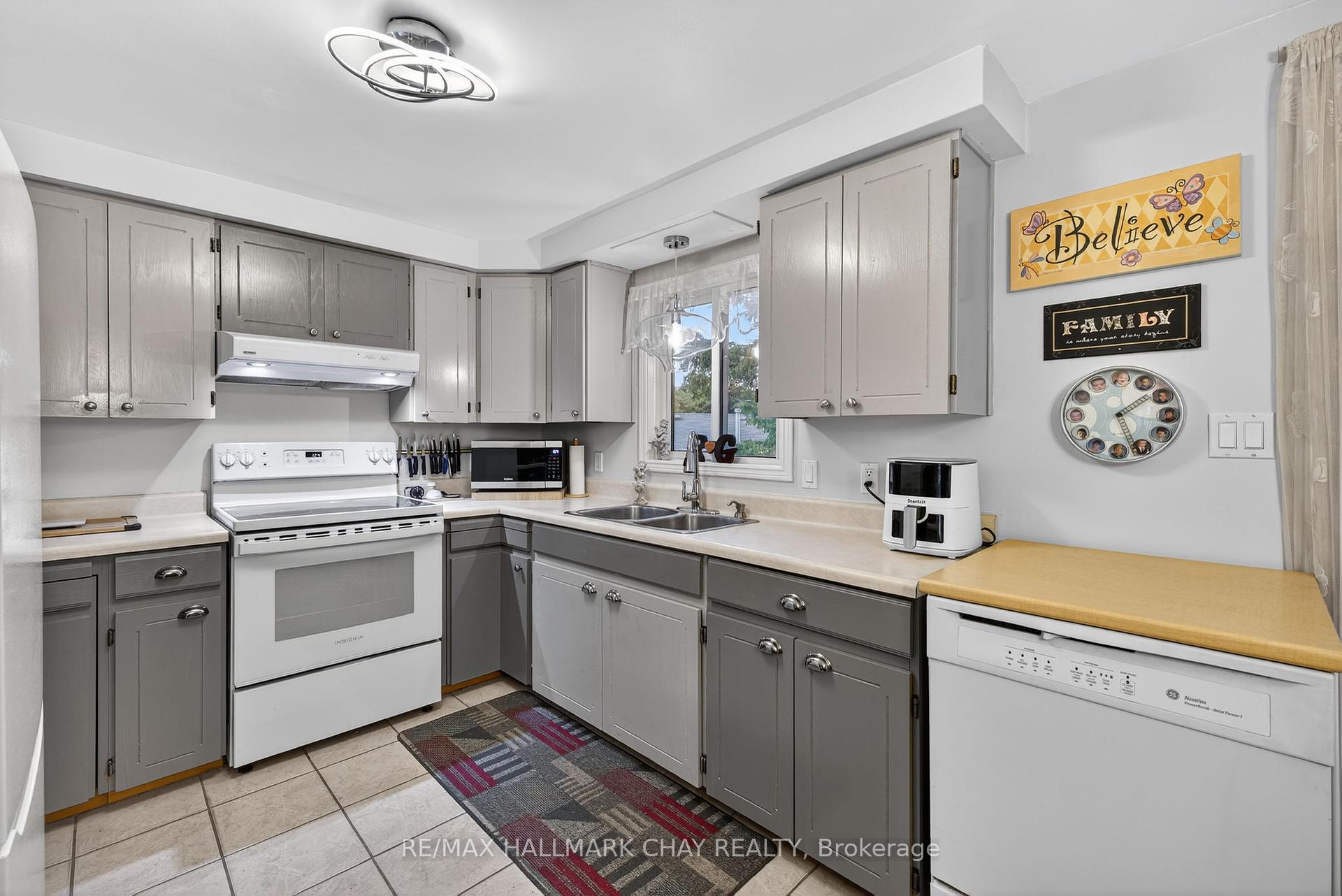 72 Tecumseth Pines Drive