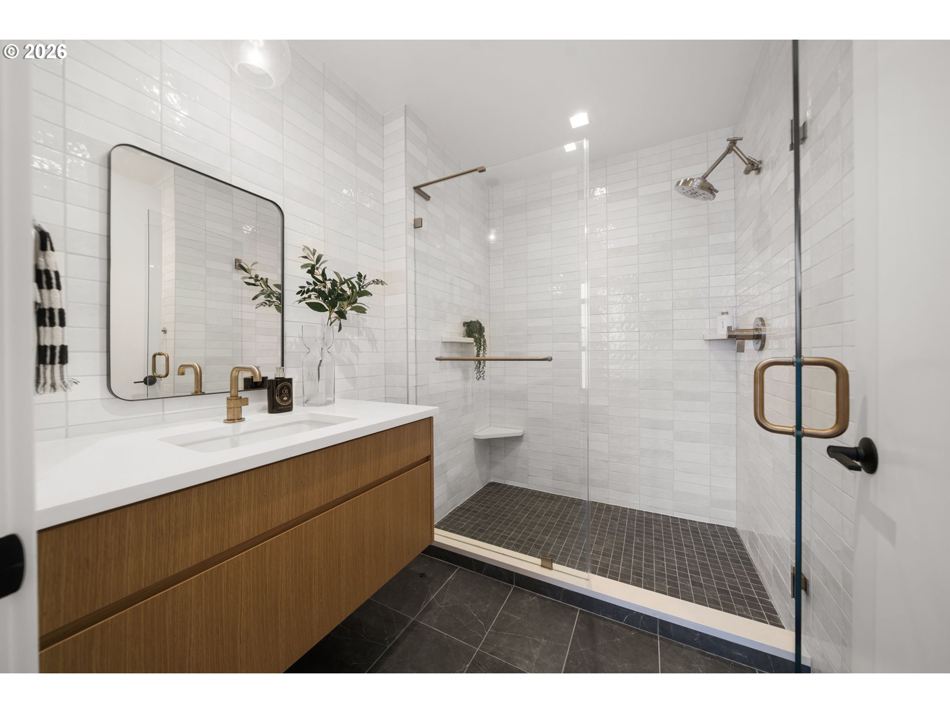 590 WATERFRONT WAY 901