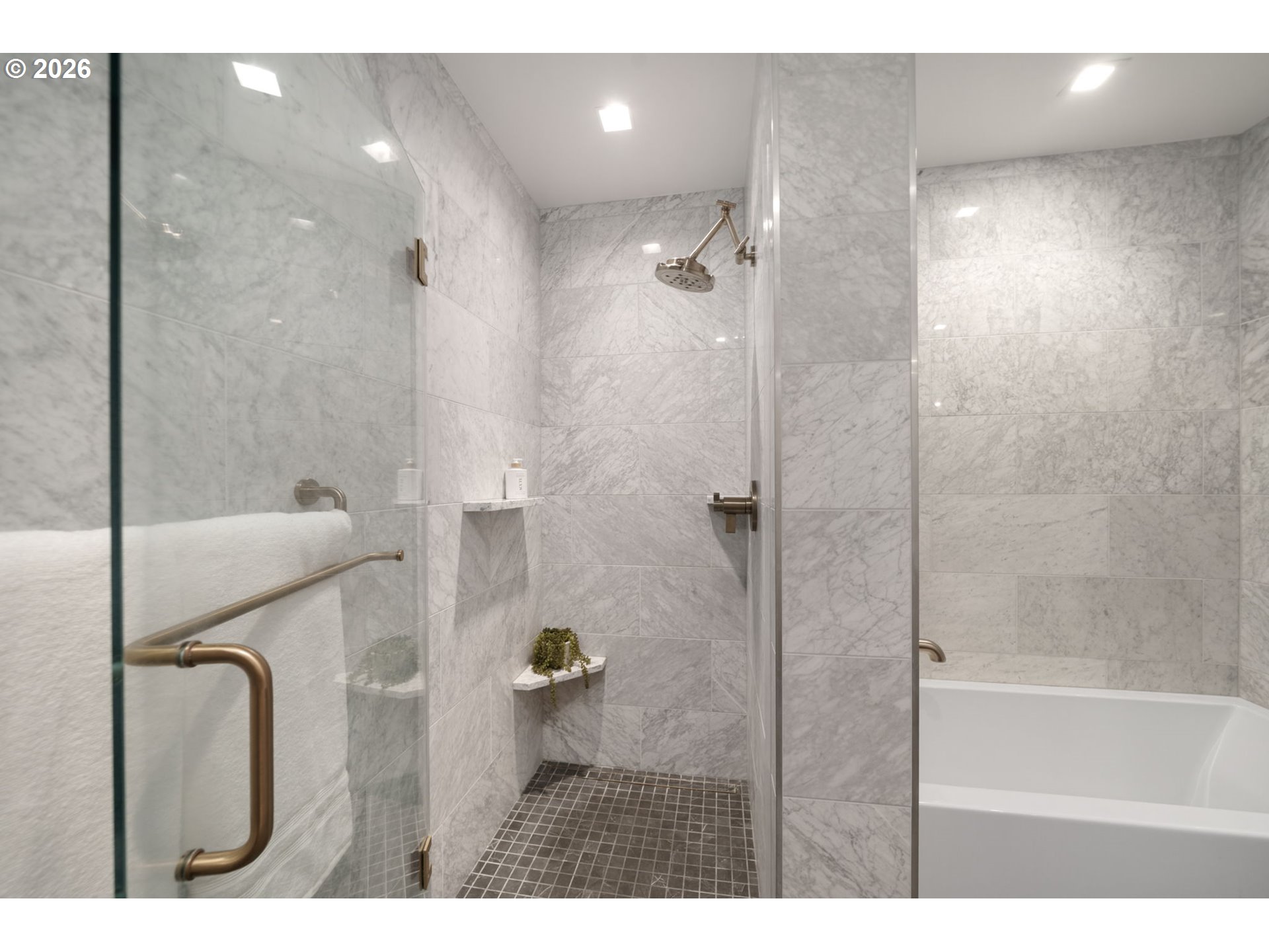 590 WATERFRONT WAY 901