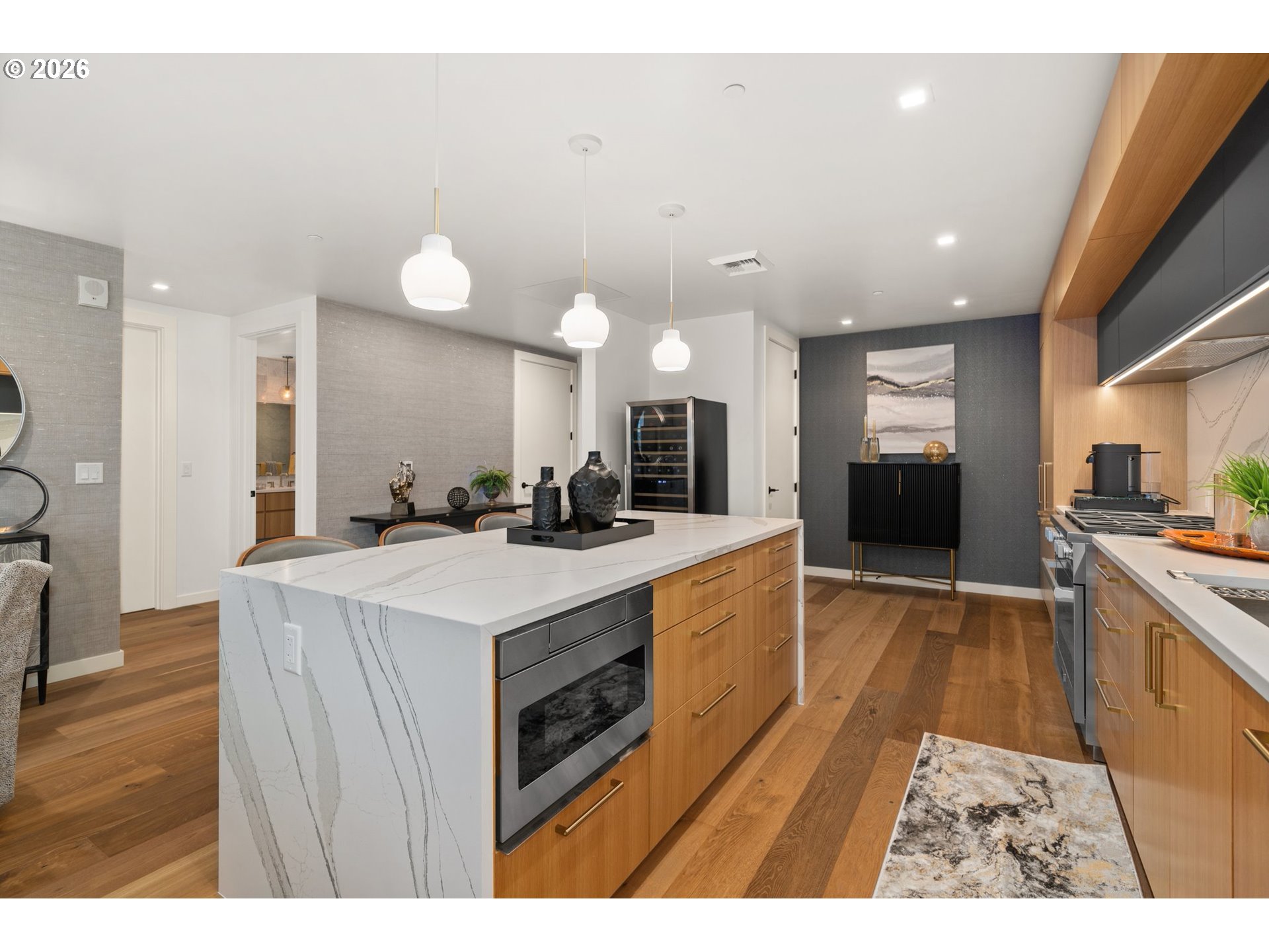 590 WATERFRONT WAY 202