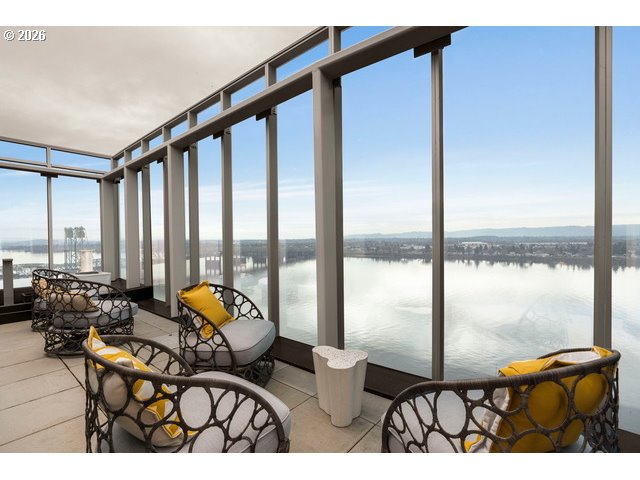 590 WATERFRONT WAY 202