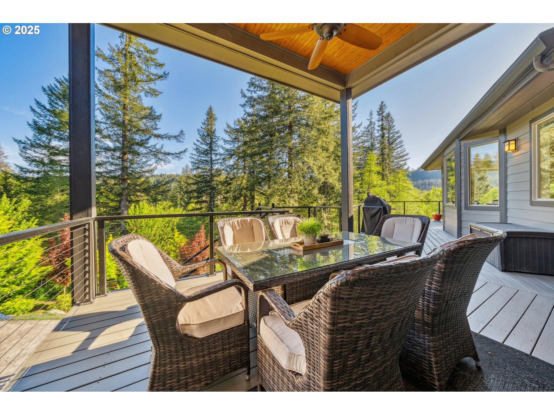 201 Thompson DR