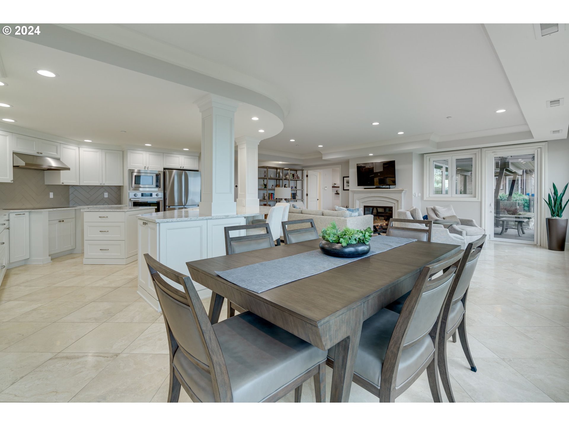 5905 SE COLUMBIA WAY 103