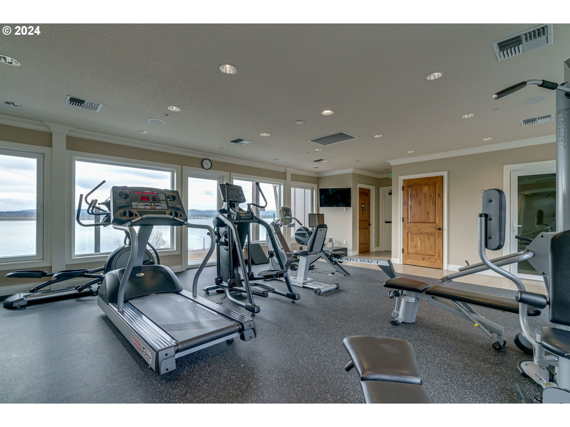 5905 SE COLUMBIA WAY 103