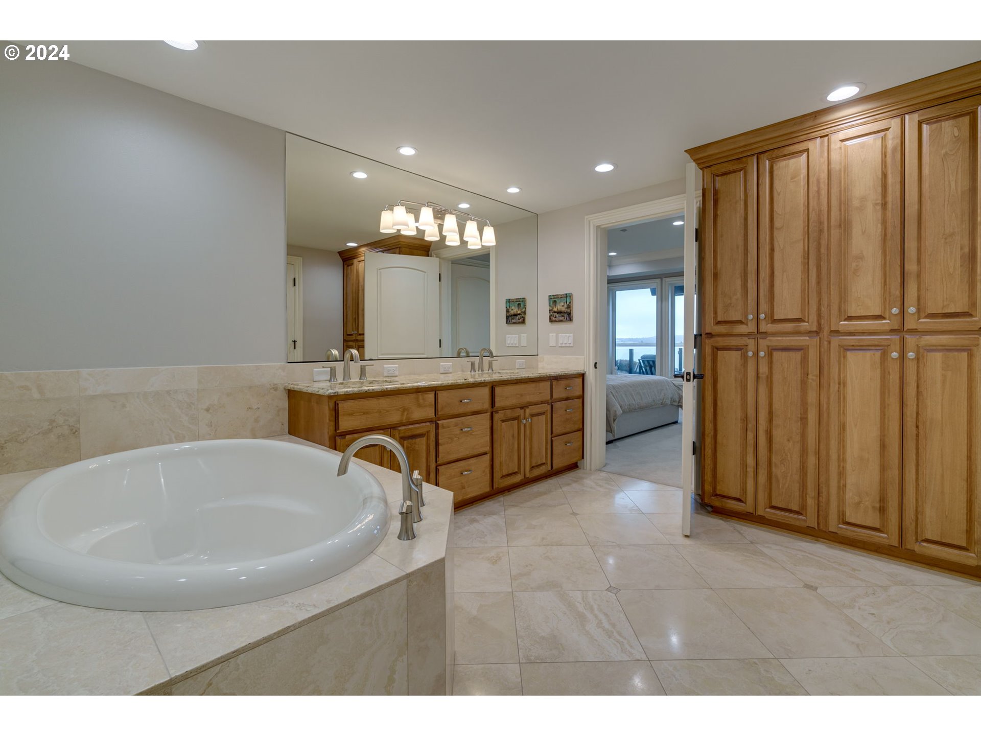5905 SE COLUMBIA WAY 103