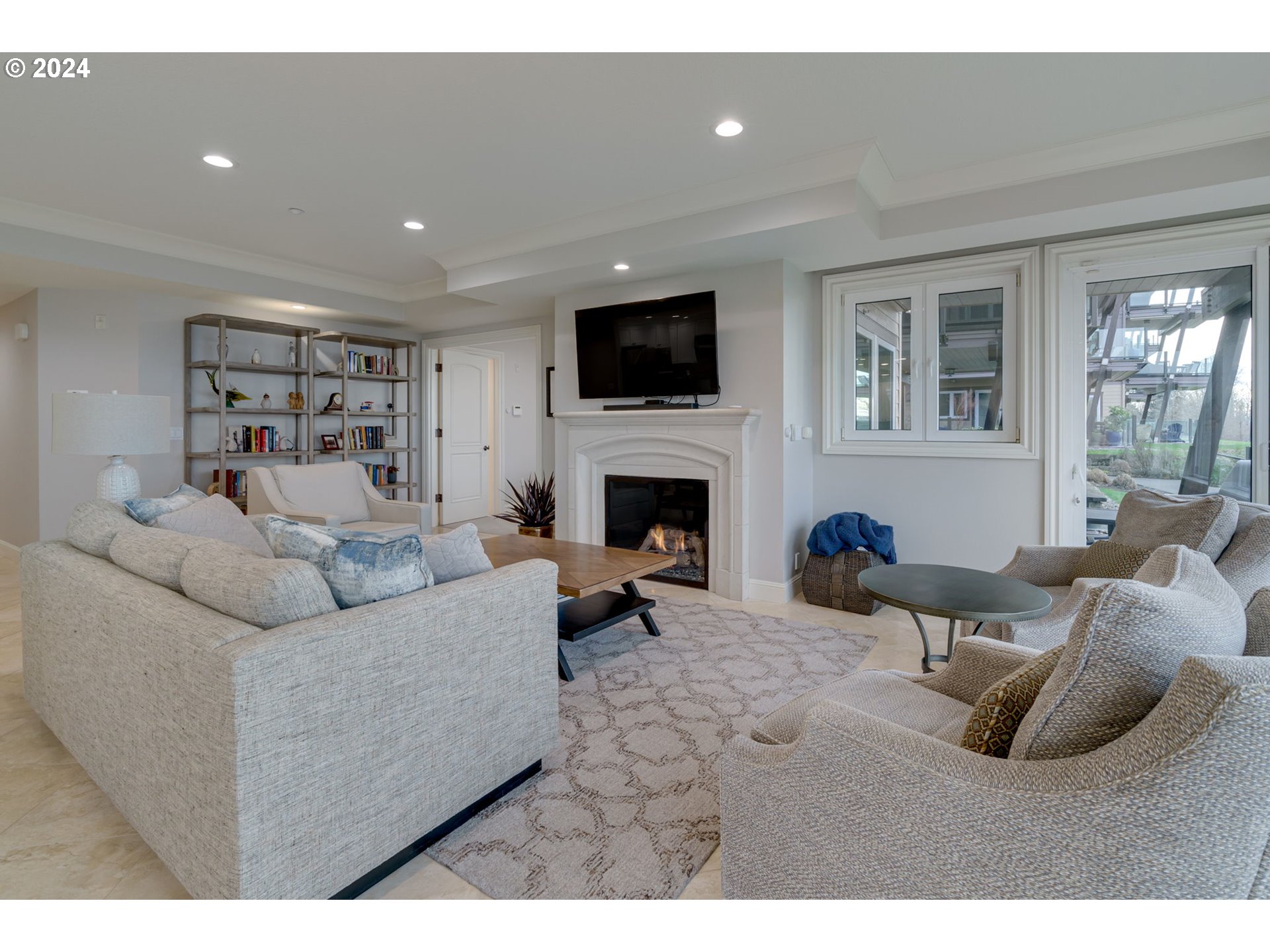 5905 SE COLUMBIA WAY 103