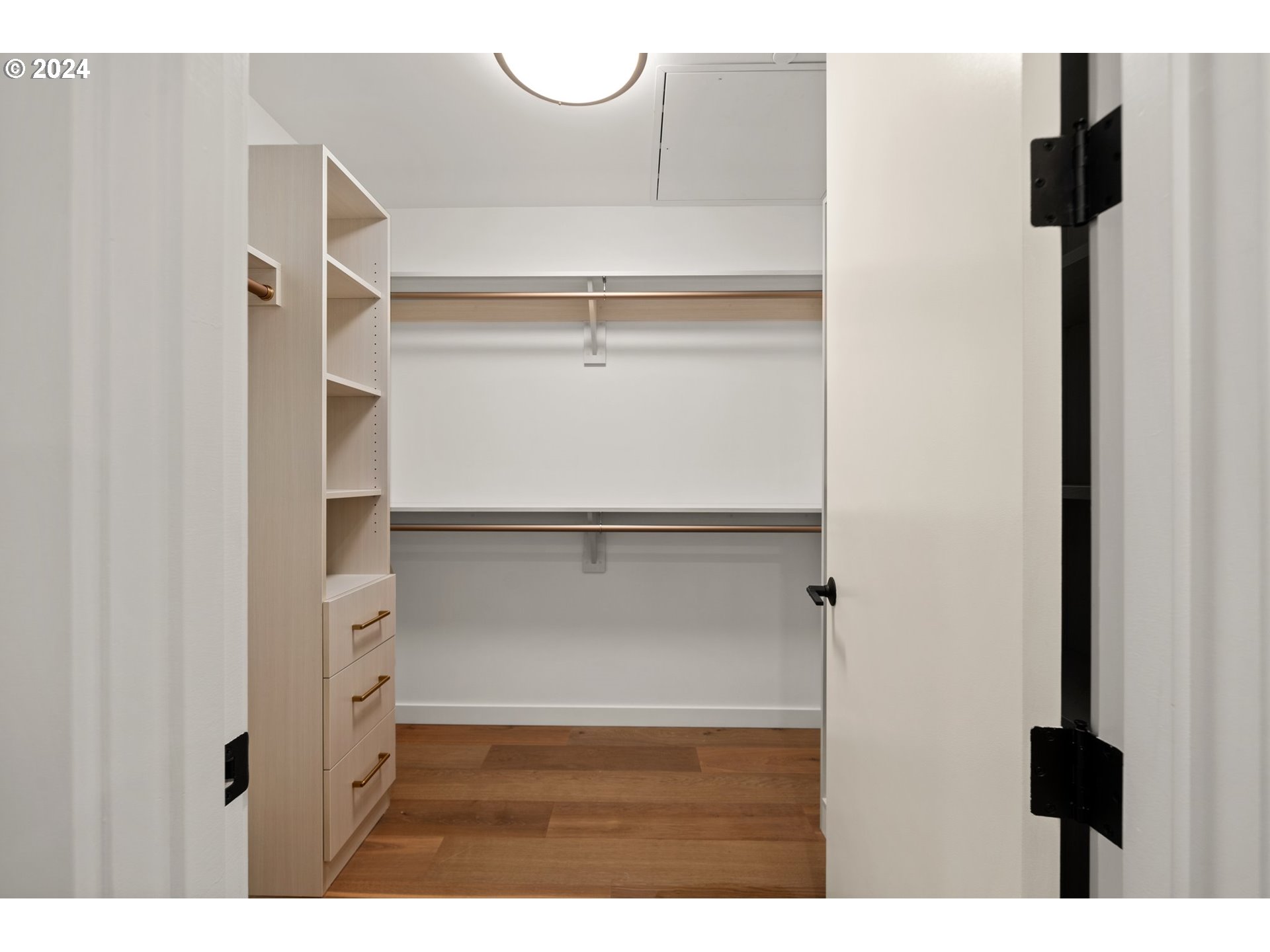 590 WATERFRONT WAY 202