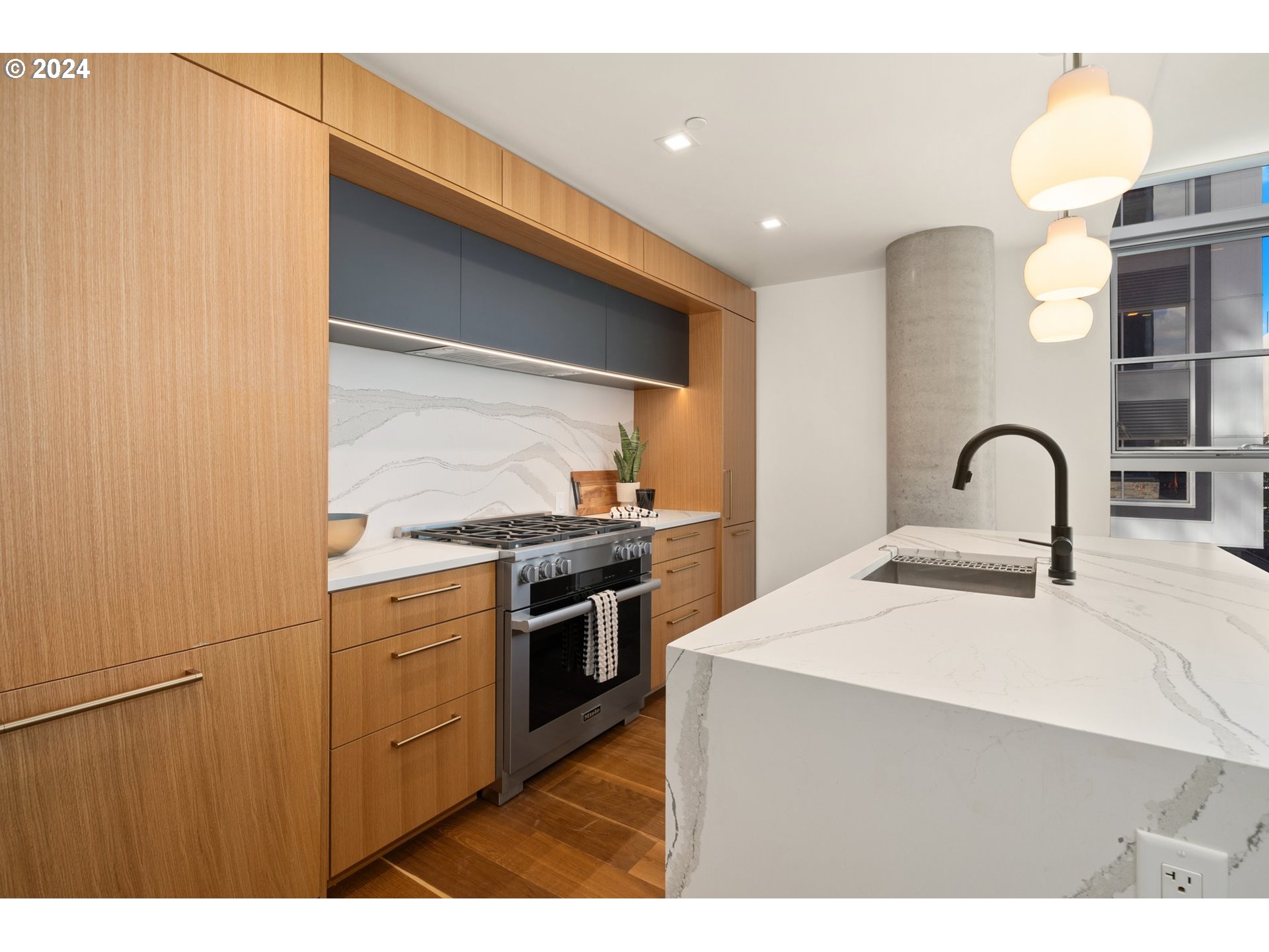 590 WATERFRONT WAY 201