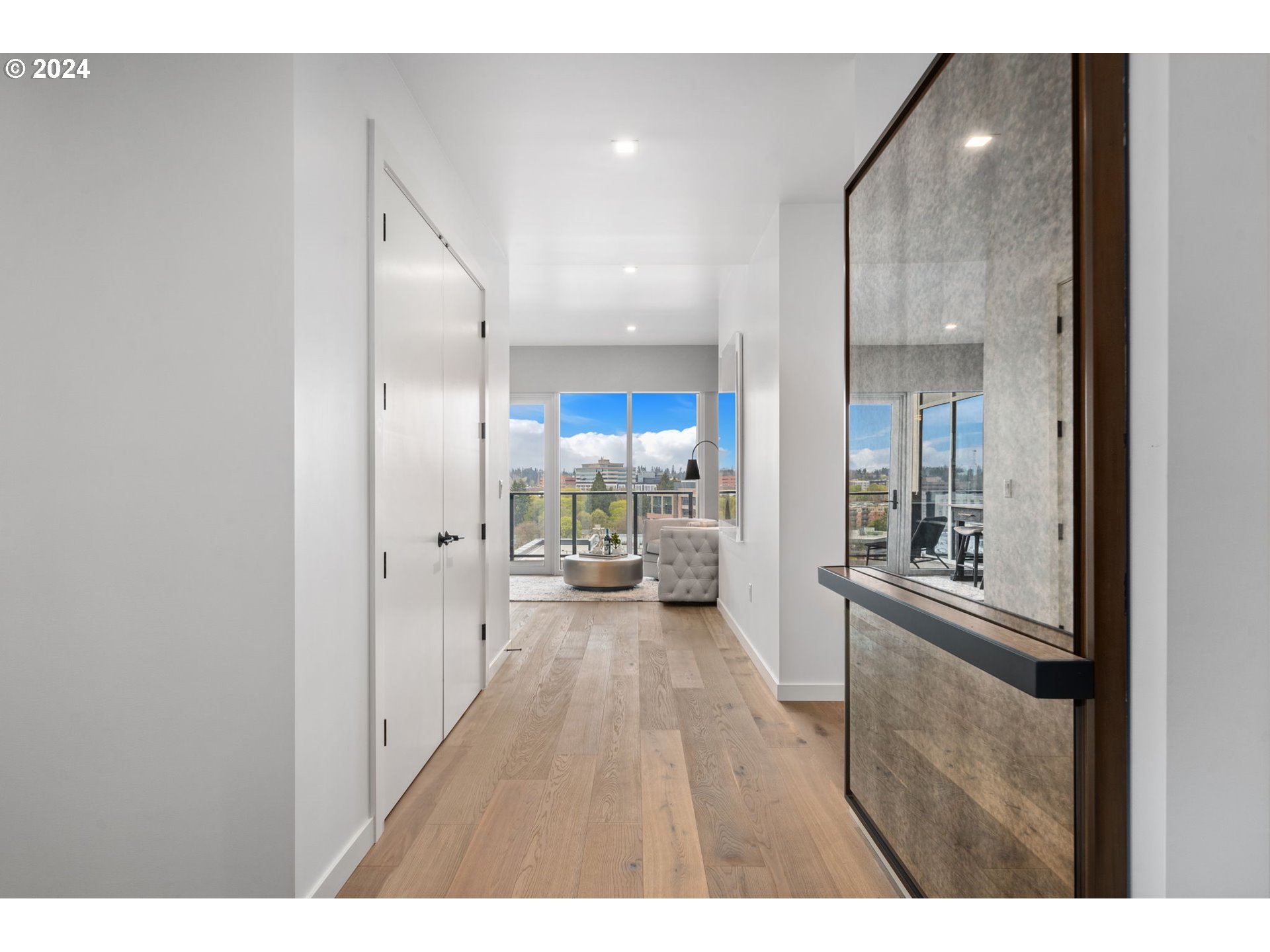 590 WATERFRONT WAY 1000