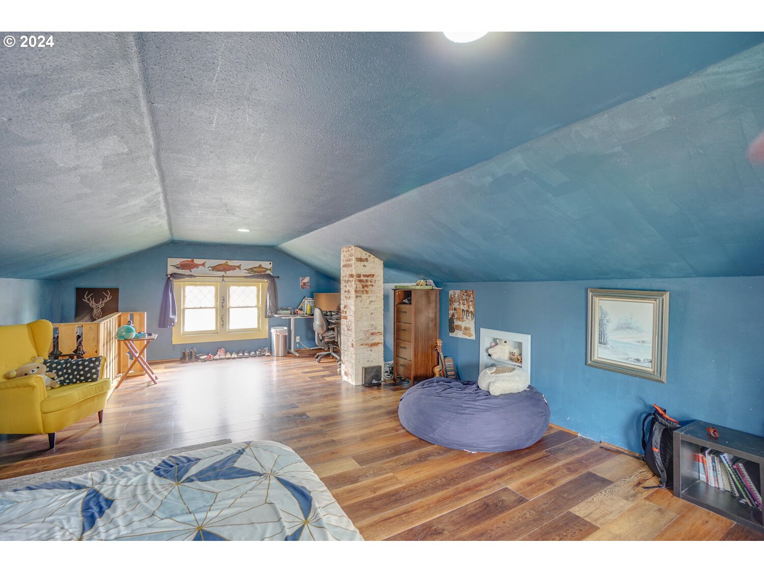 212 W FOURTH PLAIN BLVD