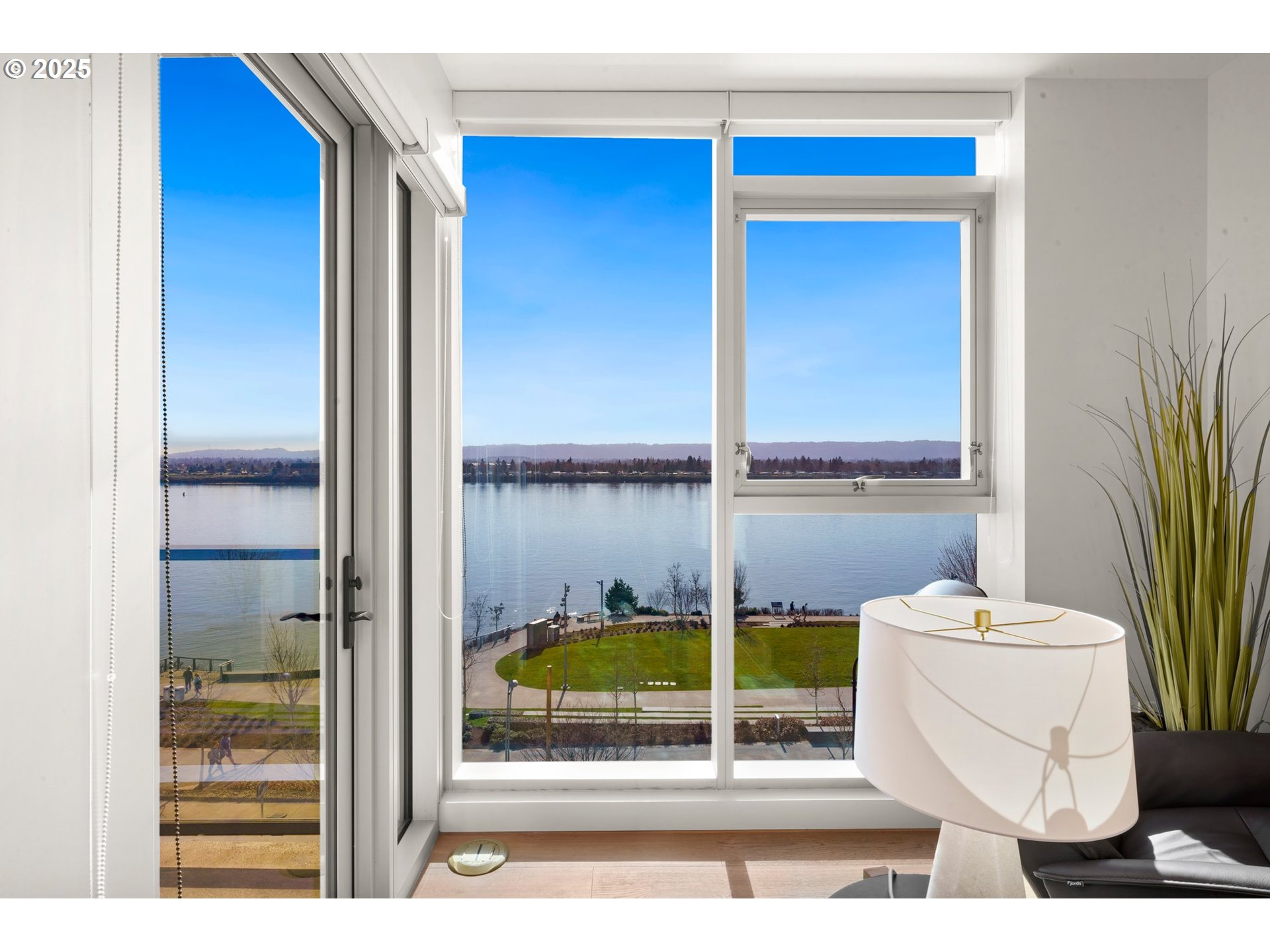 590 WATERFRONT WAY 404