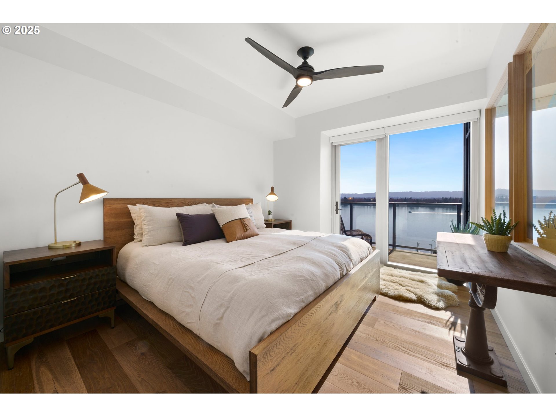 590 WATERFRONT WAY 404