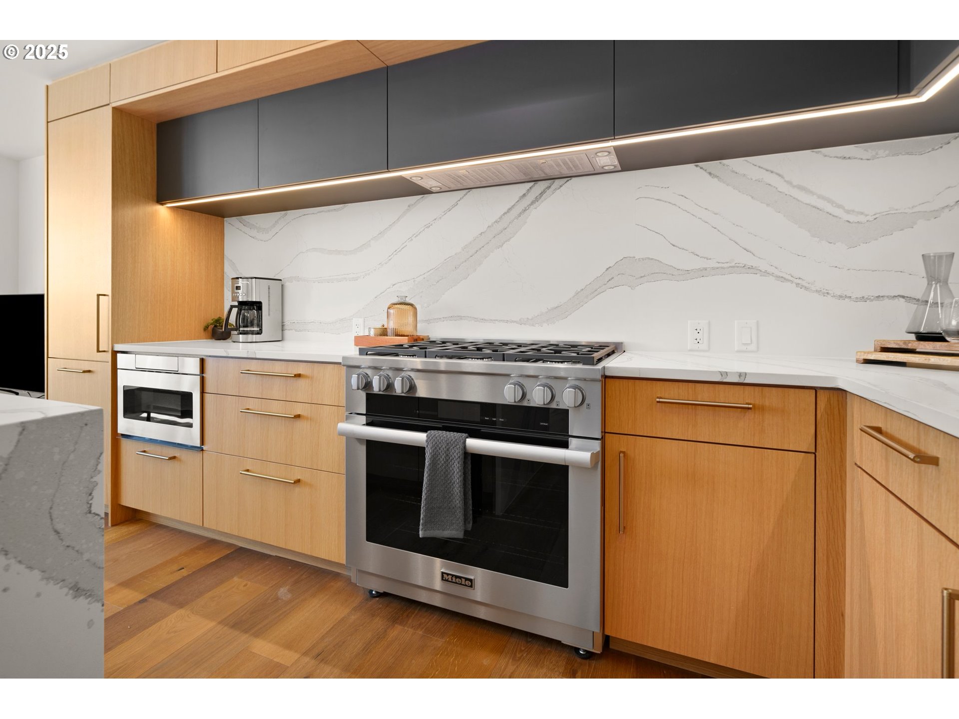 590 WATERFRONT WAY 404