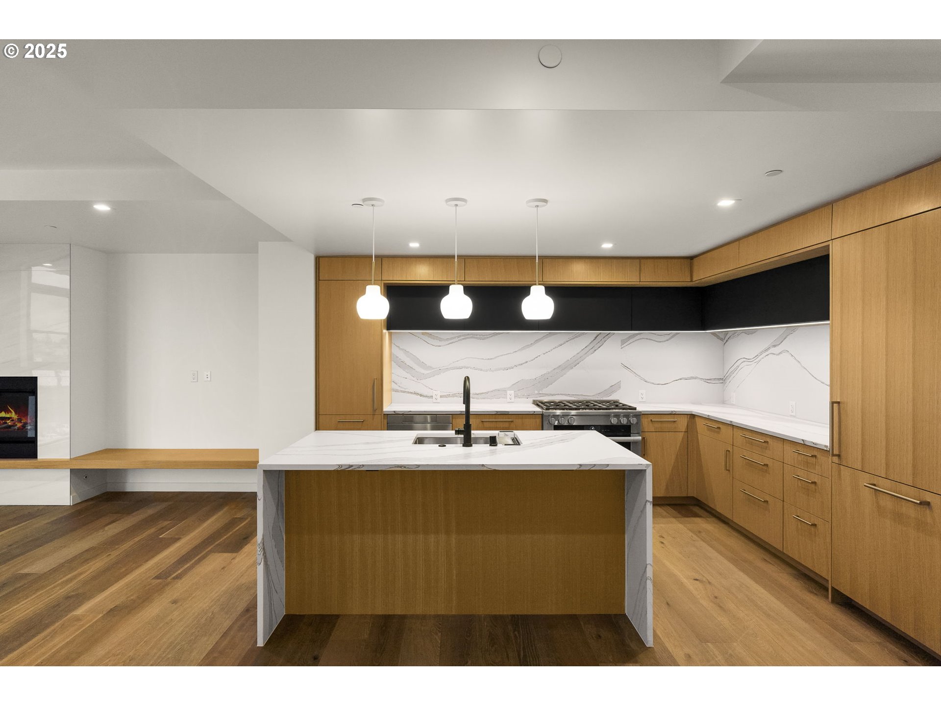 590 WATERFRONT WAY 500