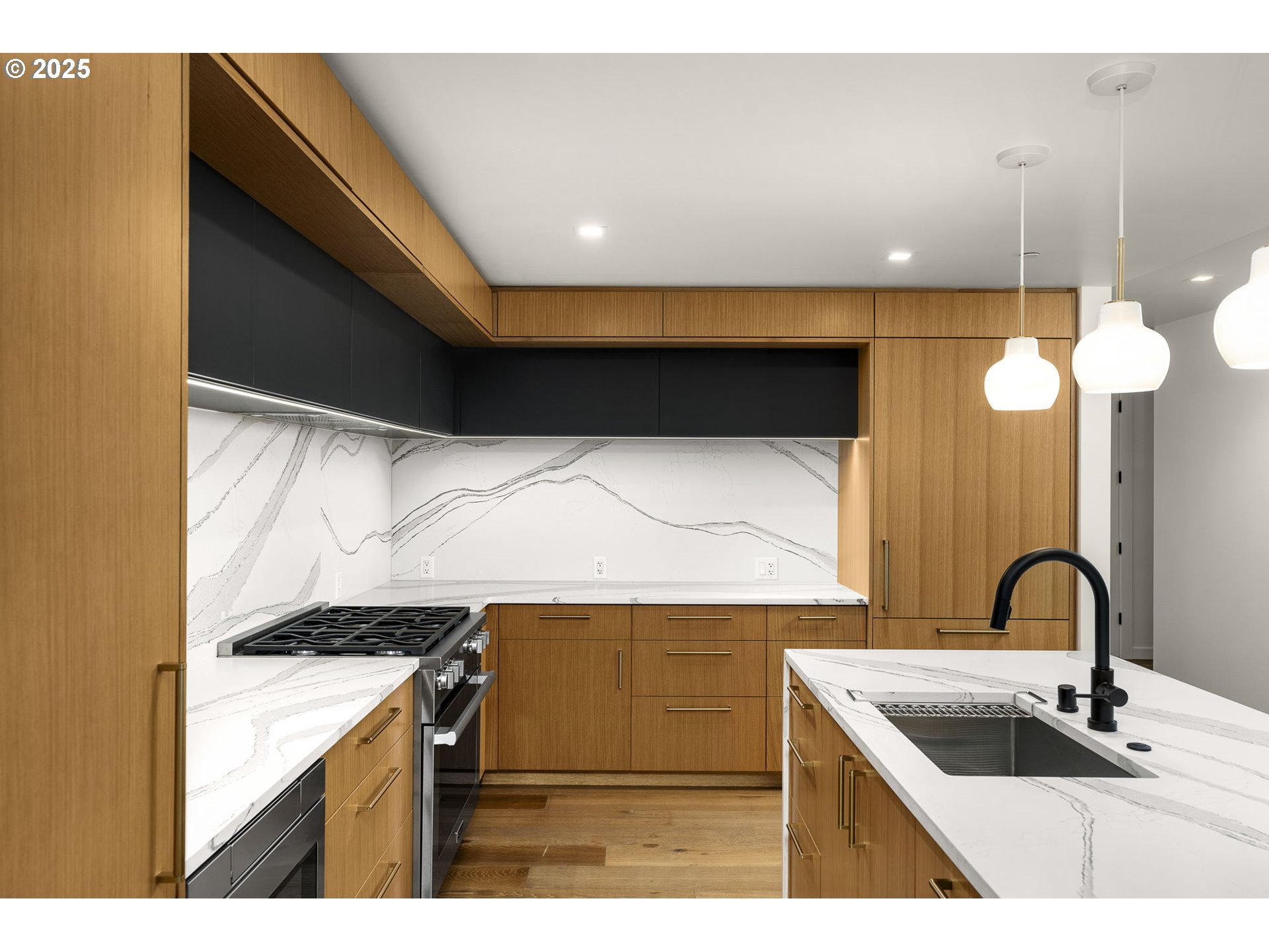 590 WATERFRONT WAY 500