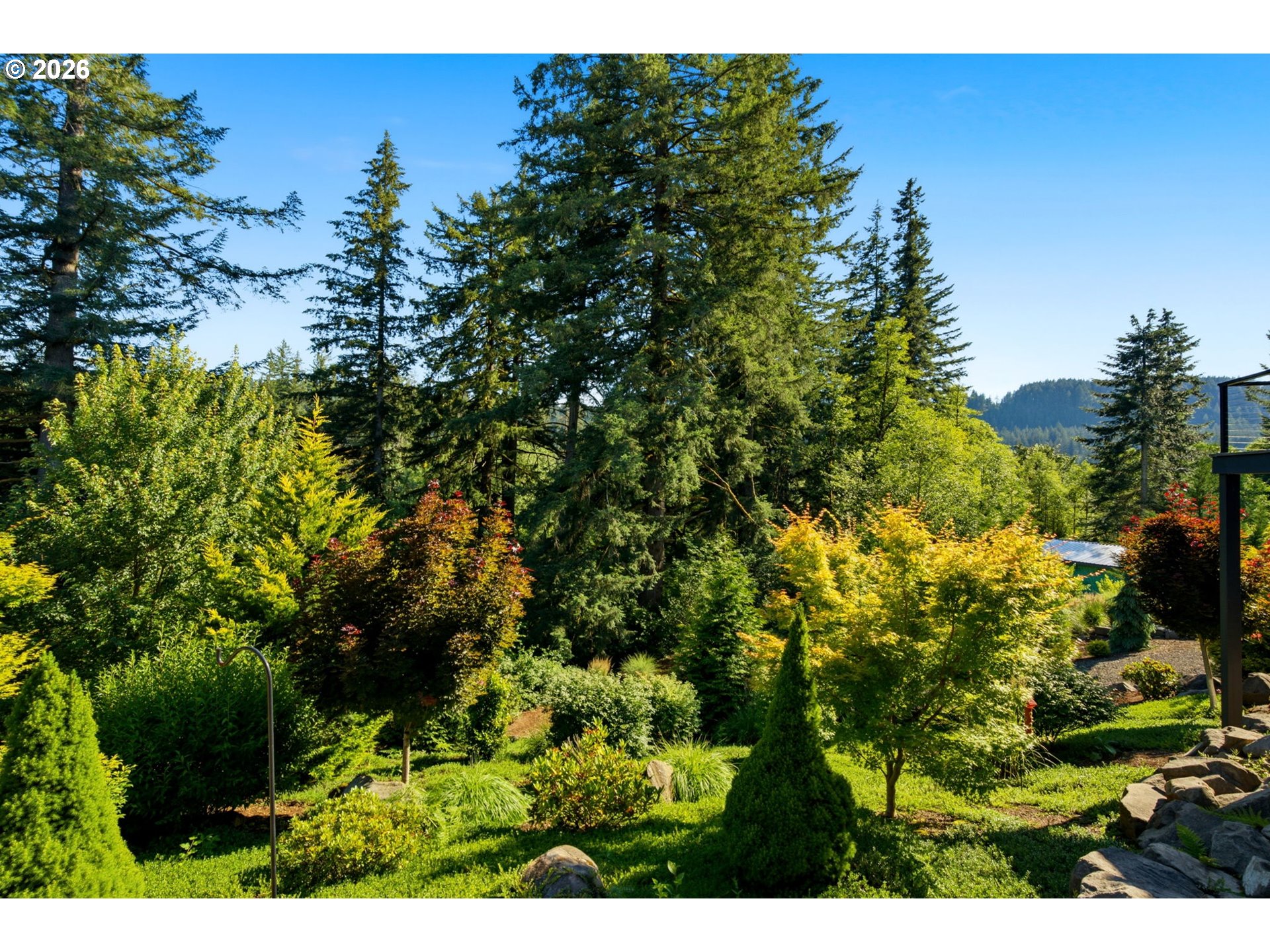 201 THOMPSON DR