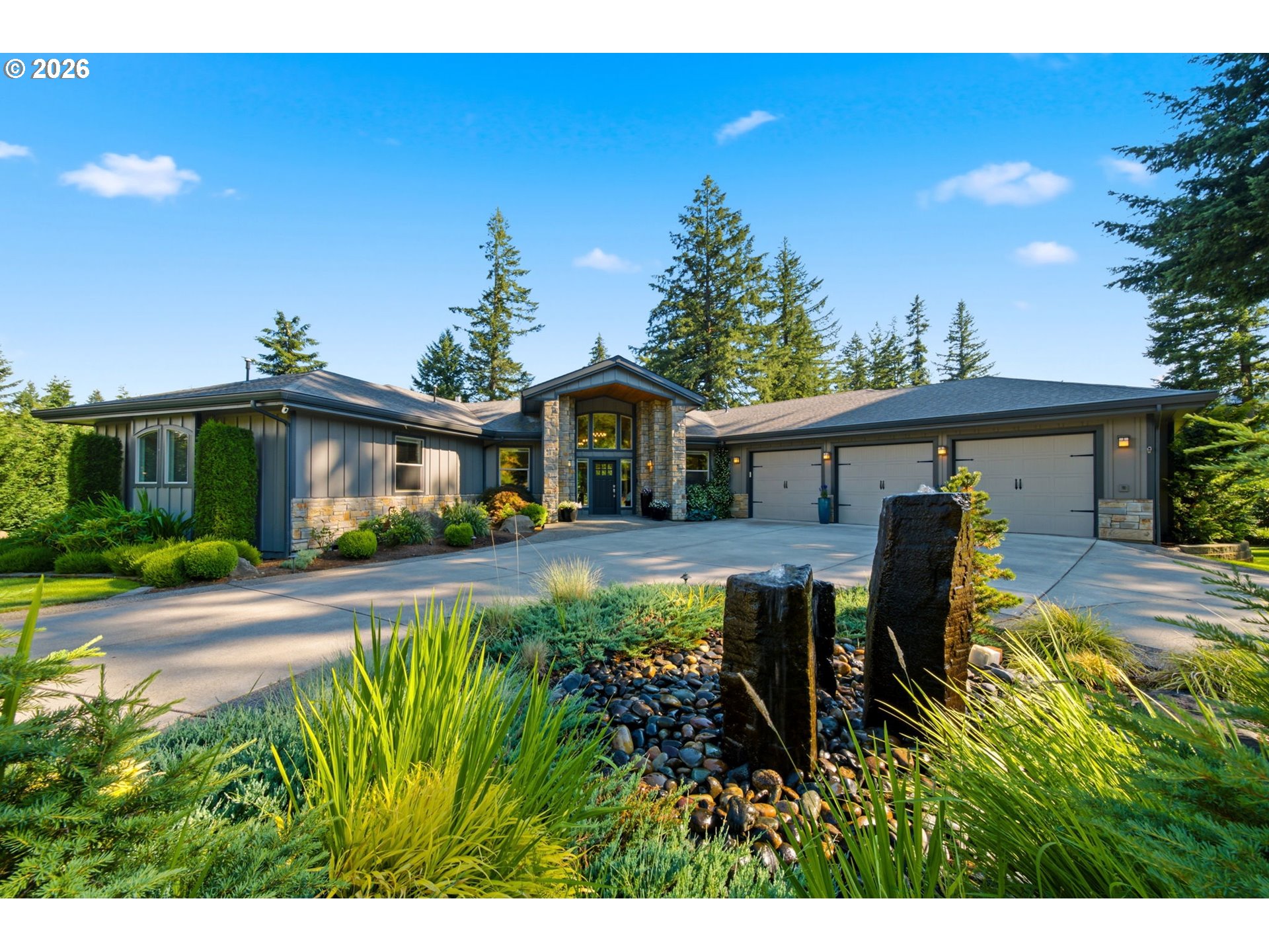 201 THOMPSON DR