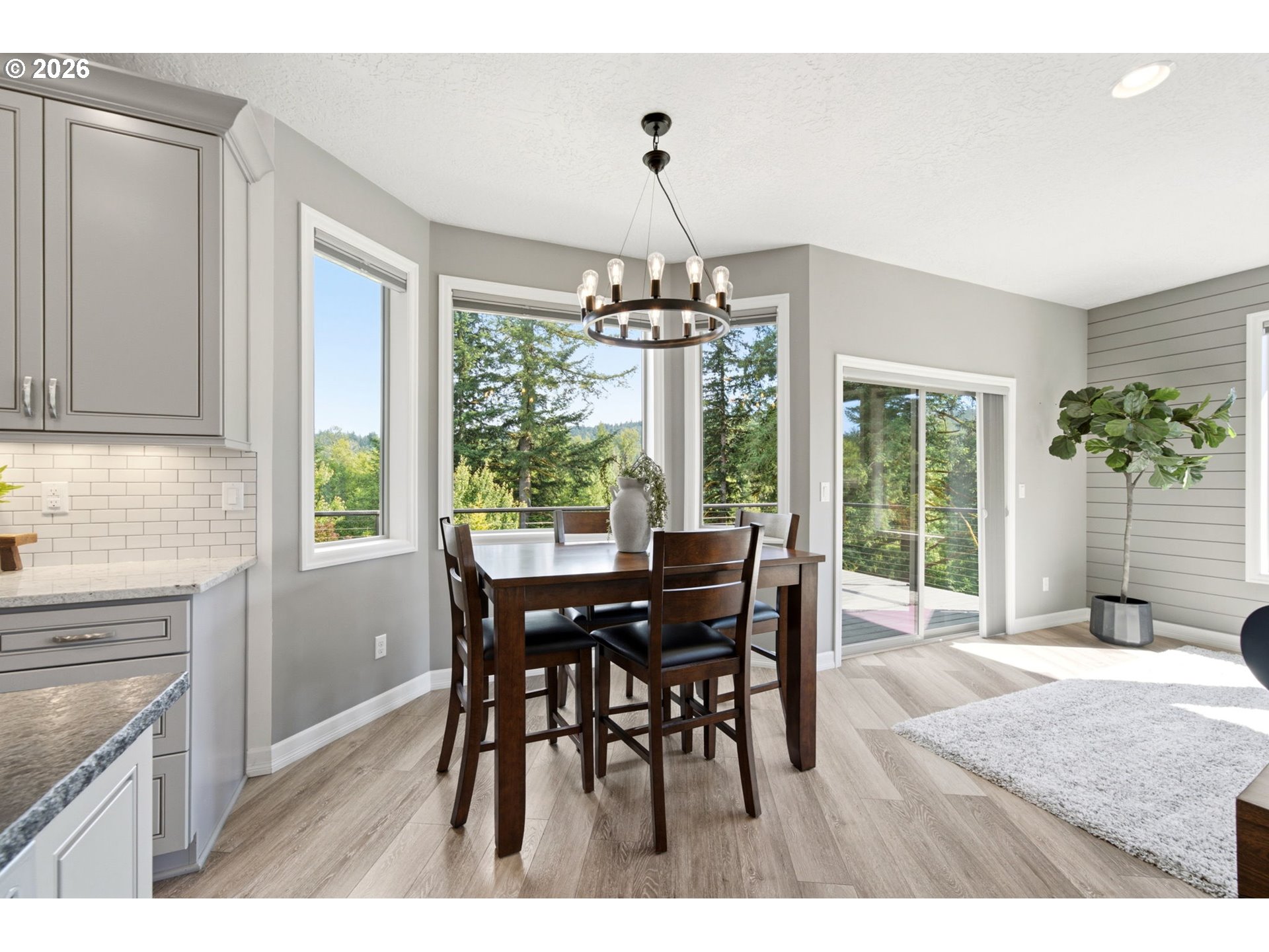 201 THOMPSON DR