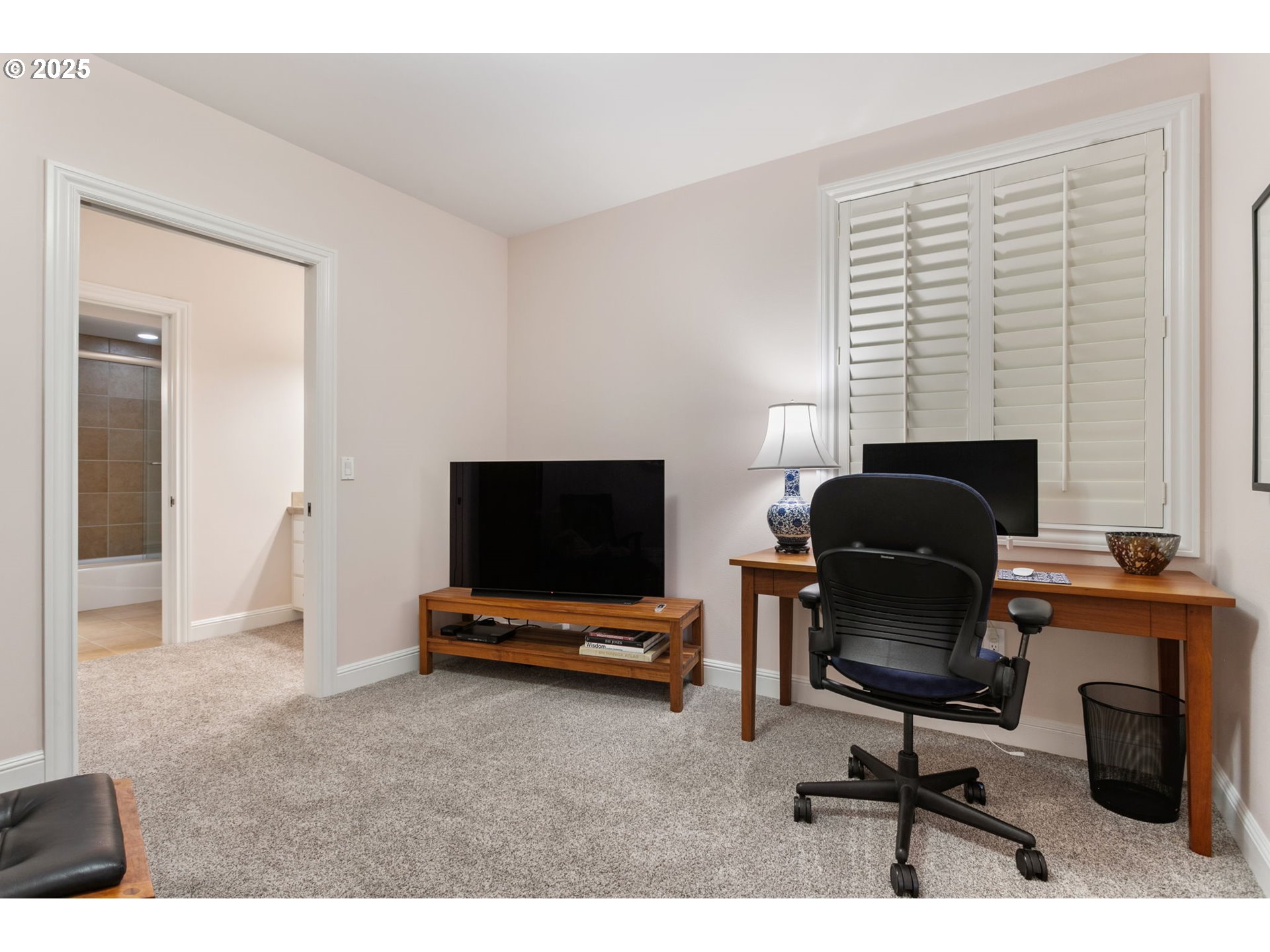 5433 SE SCENIC LN 100