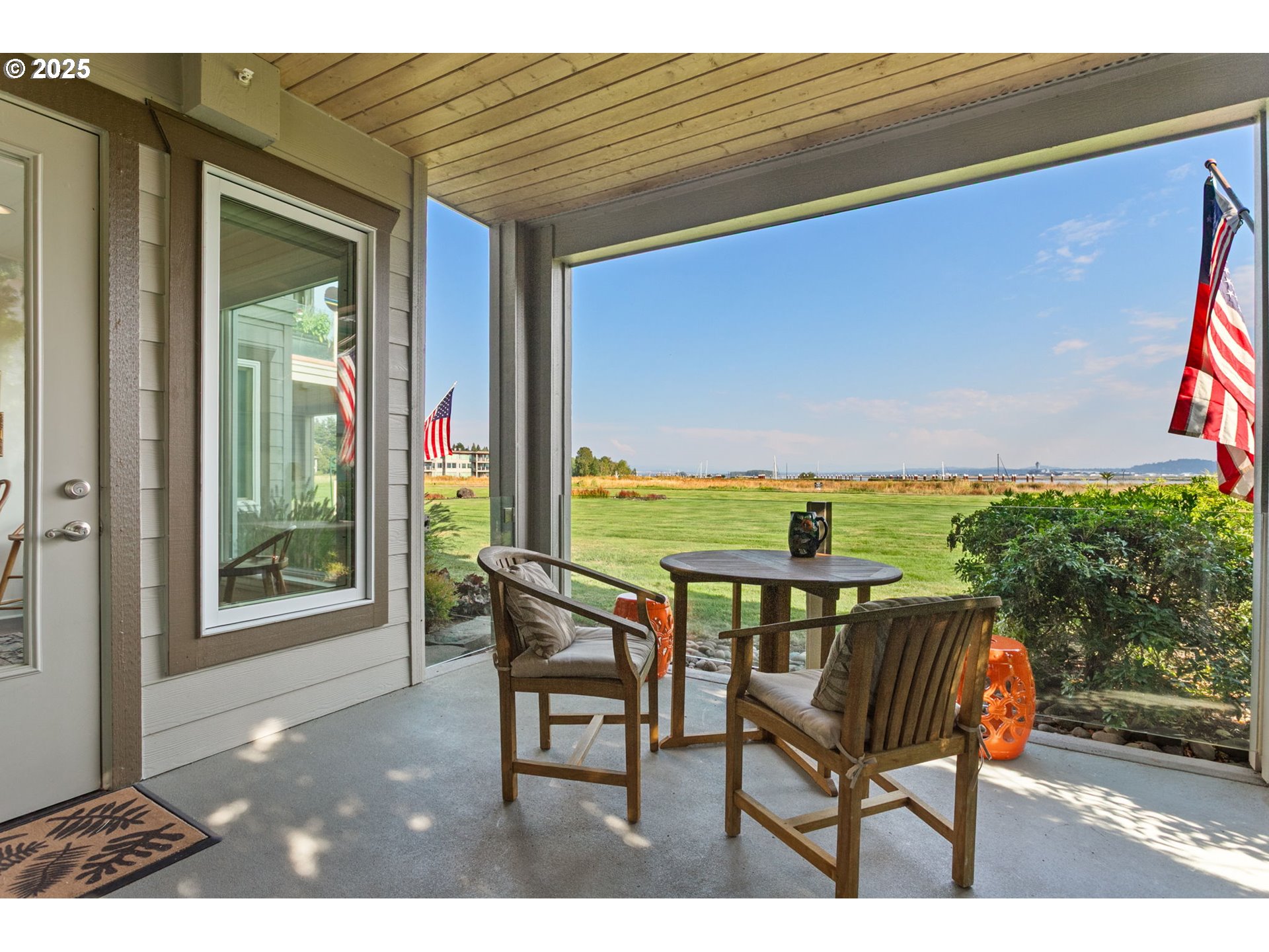 5433 SE SCENIC LN 100