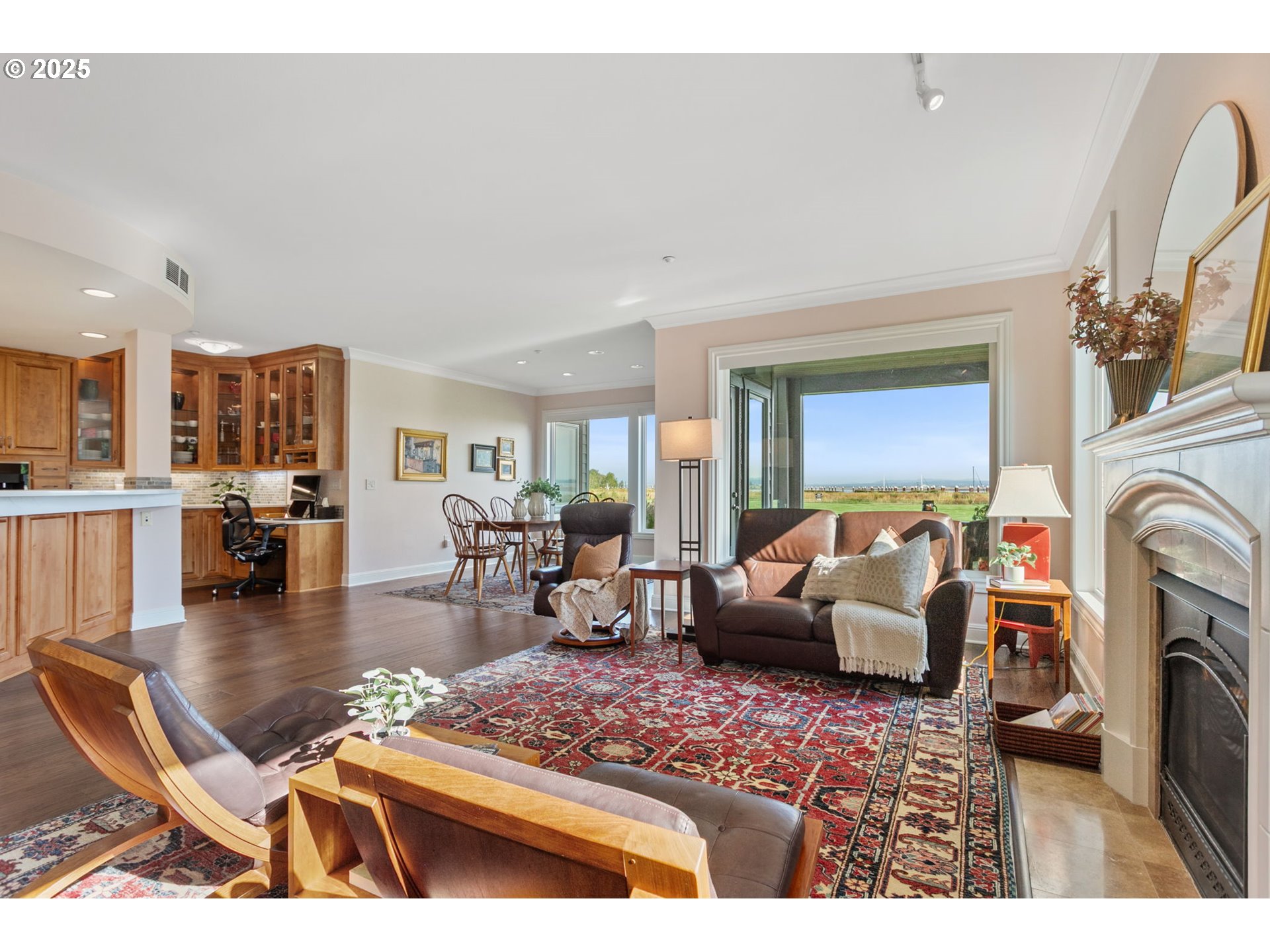 5433 SE SCENIC LN 100