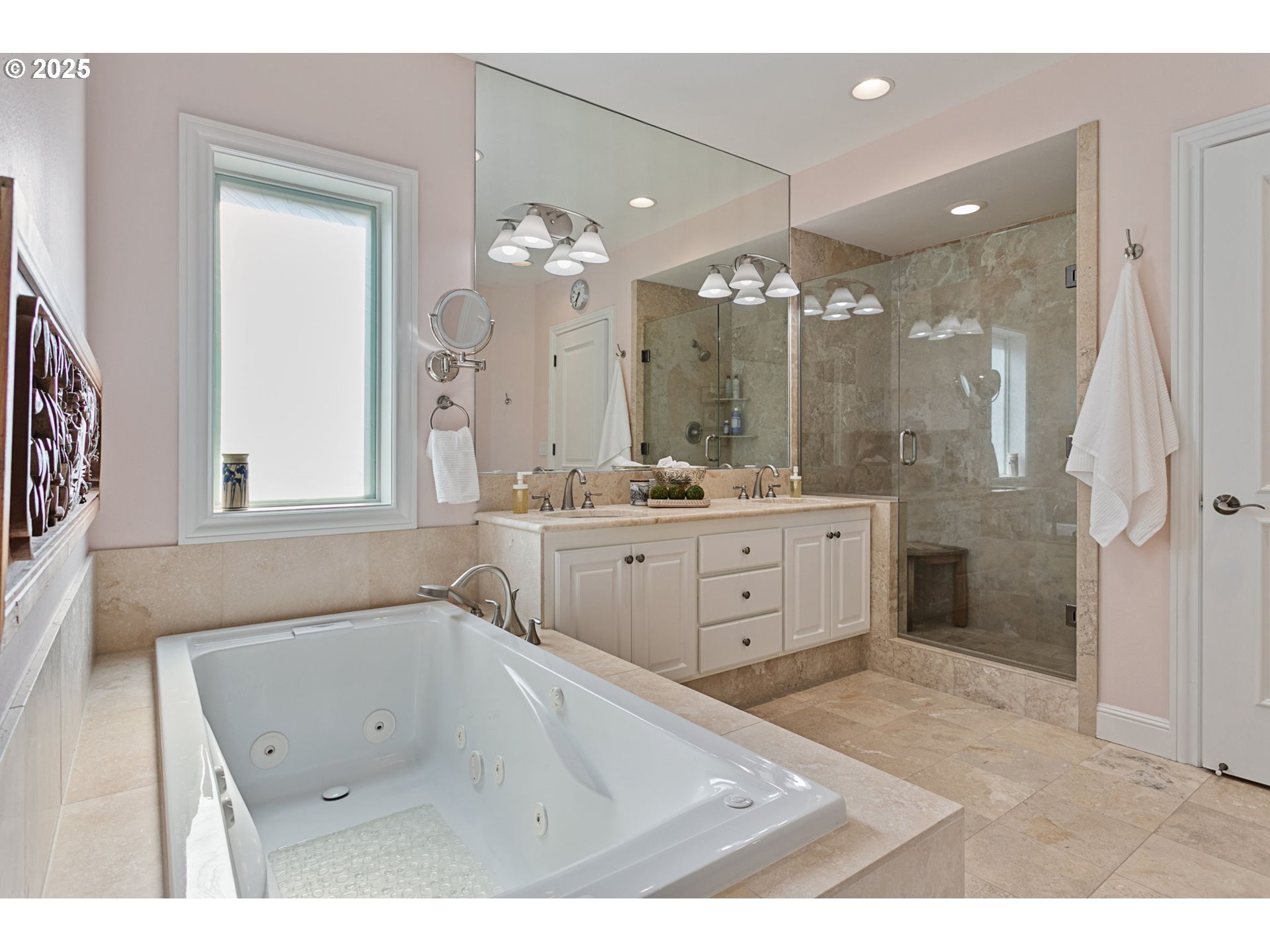 5433 SE SCENIC LN 100