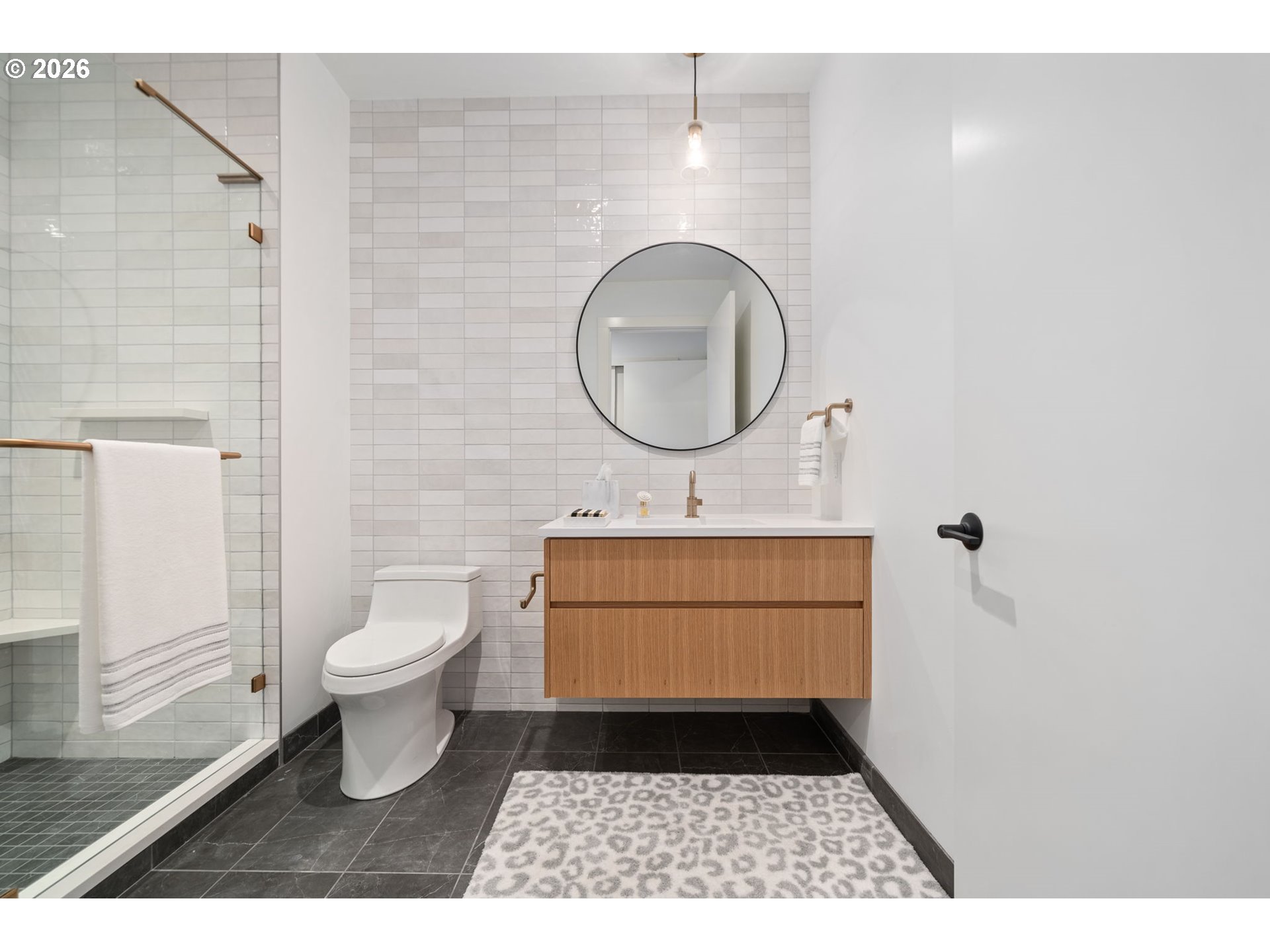 590 WATERFRONT WAY 1000