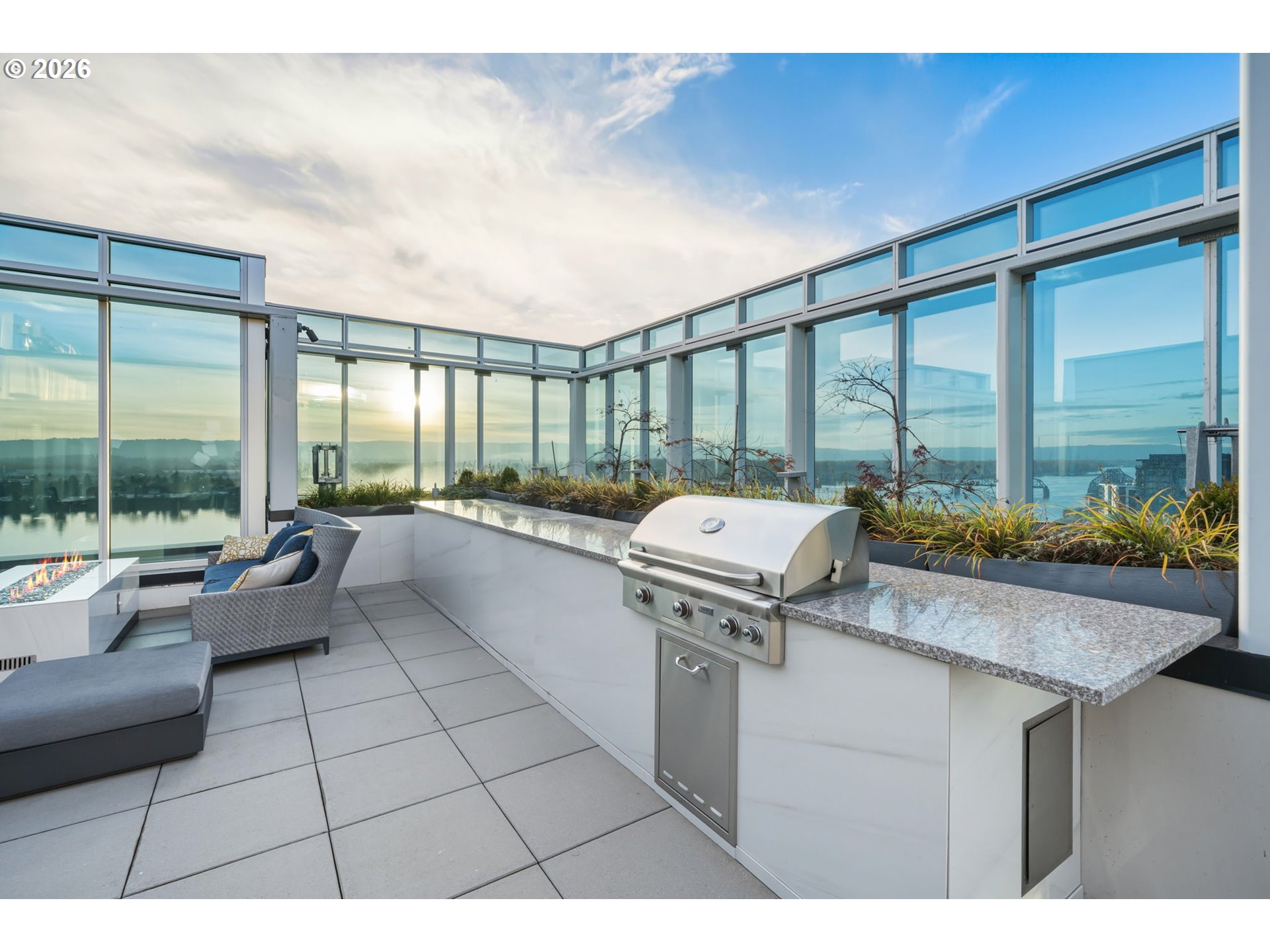 590 WATERFRONT WAY 1000