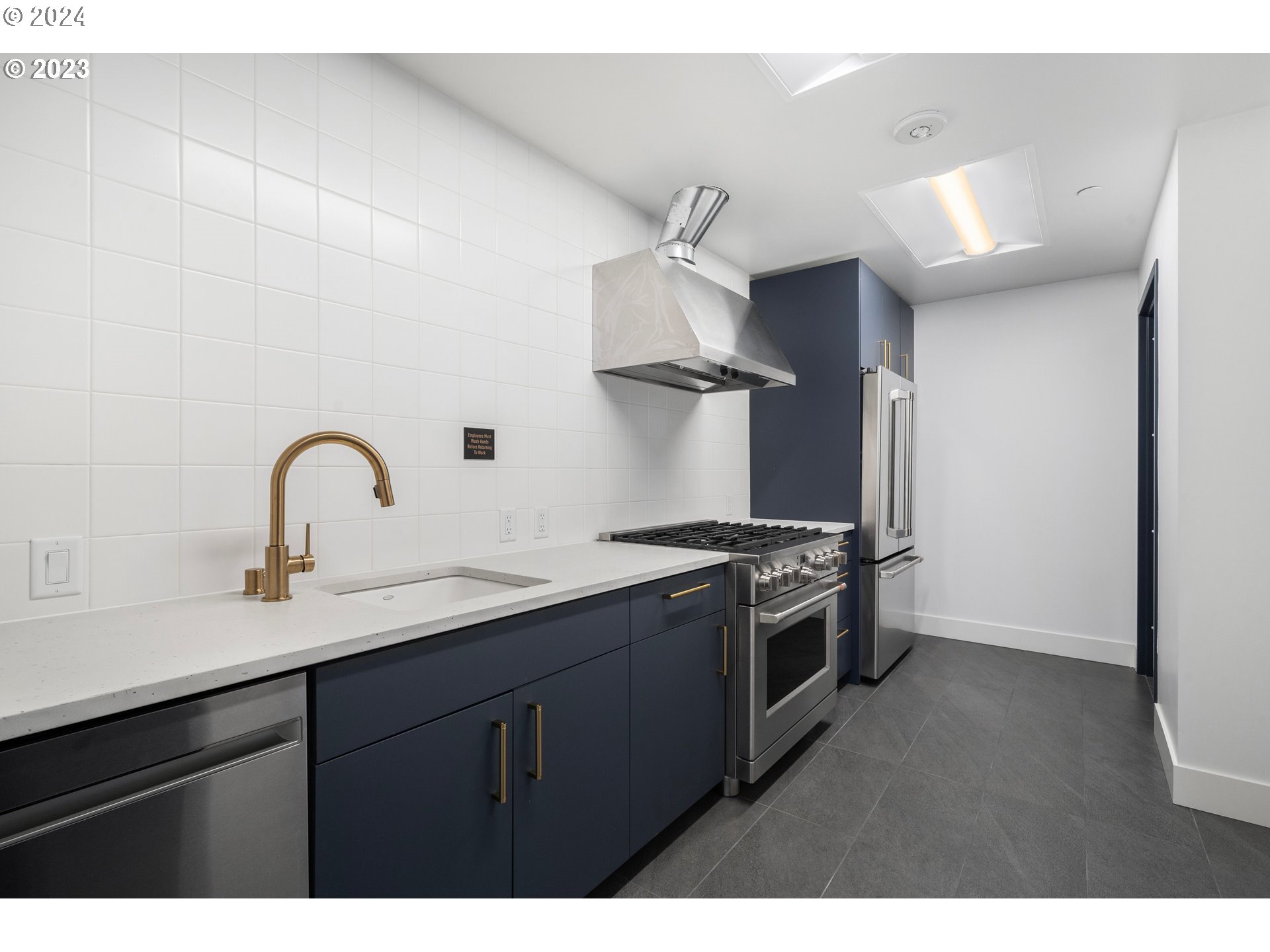 590 WATERFRONT WAY 502