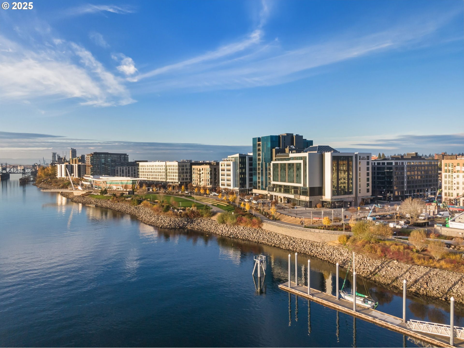 590 WATERFRONT WAY 604