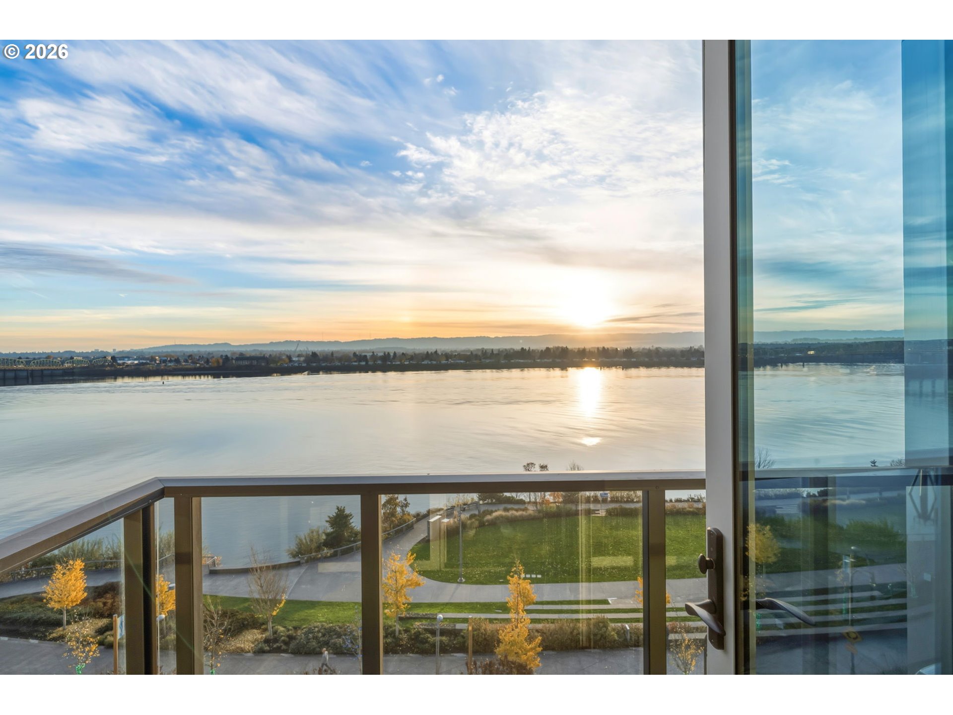 590 WATERFRONT WAY 604