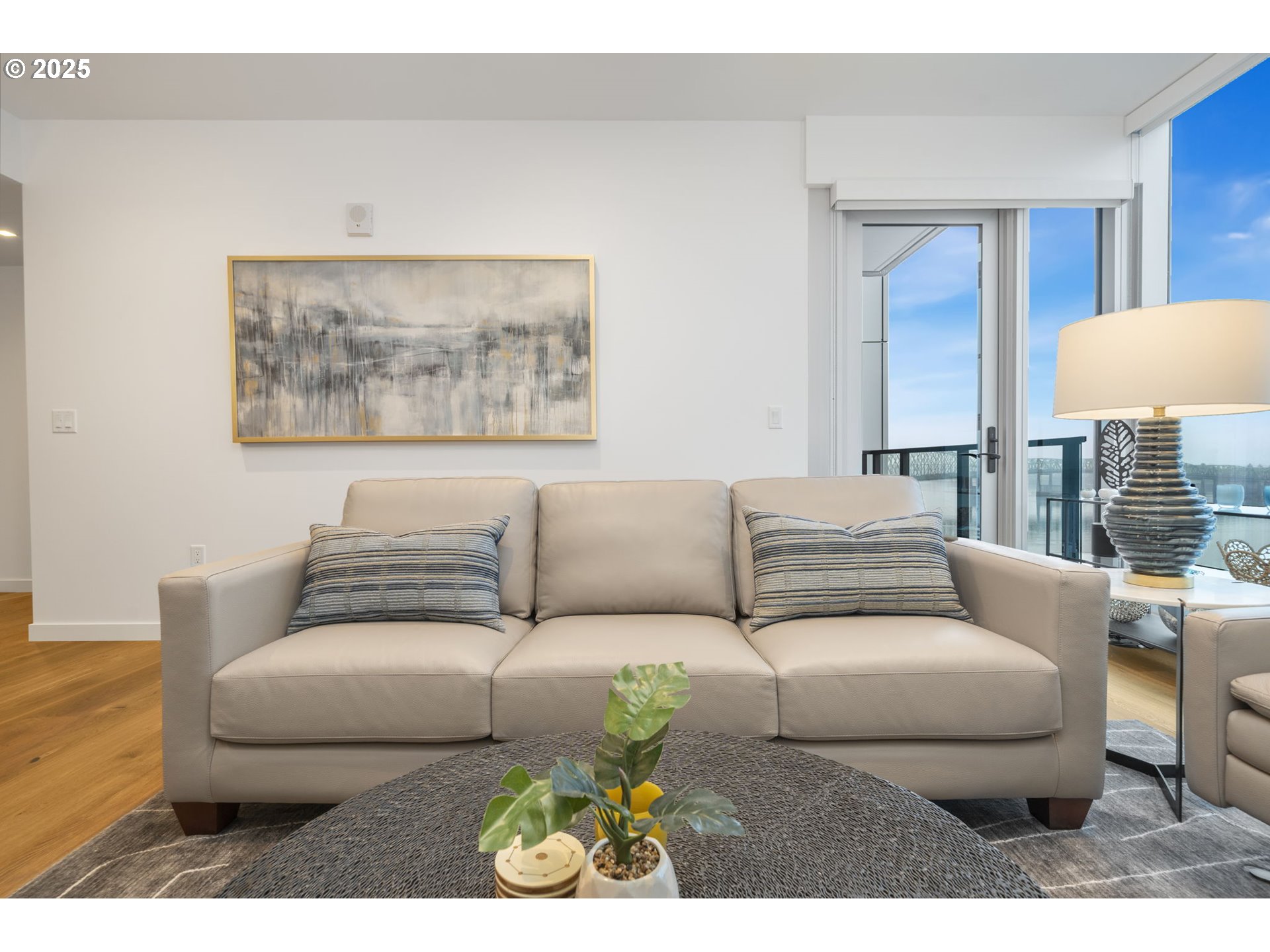 590 WATERFRONT WAY 604