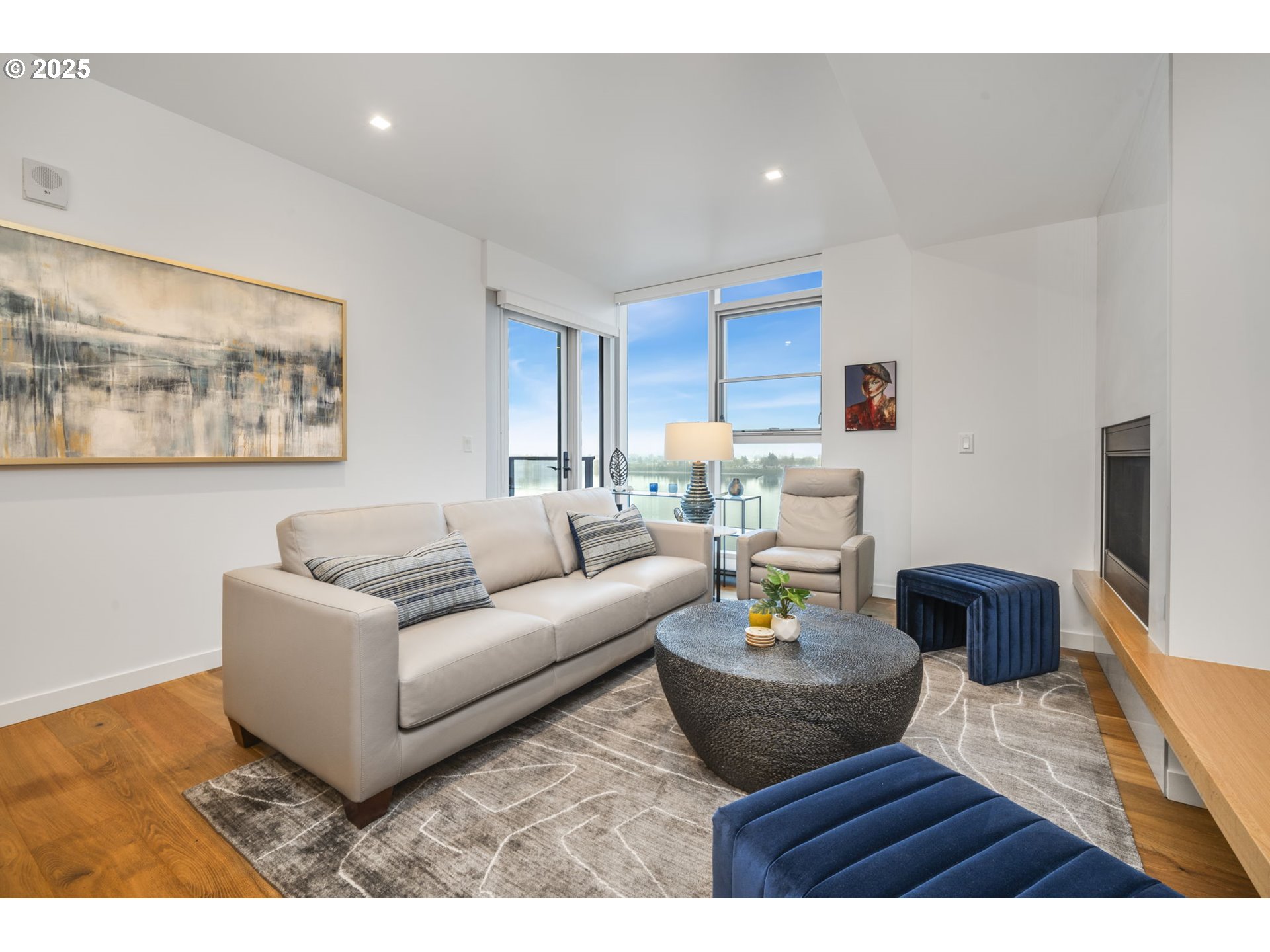 590 WATERFRONT WAY 604