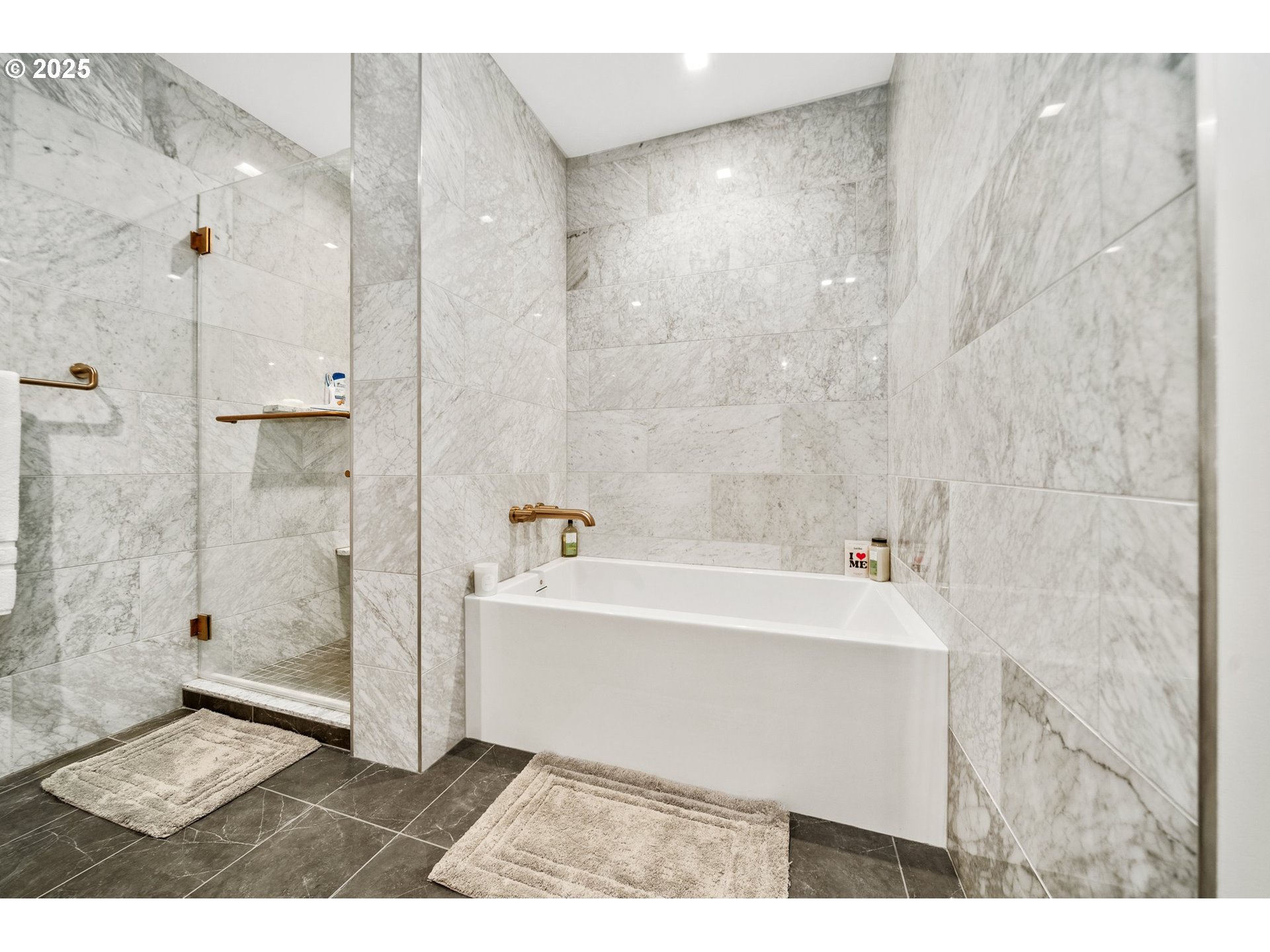 590 Waterfront WAY 901